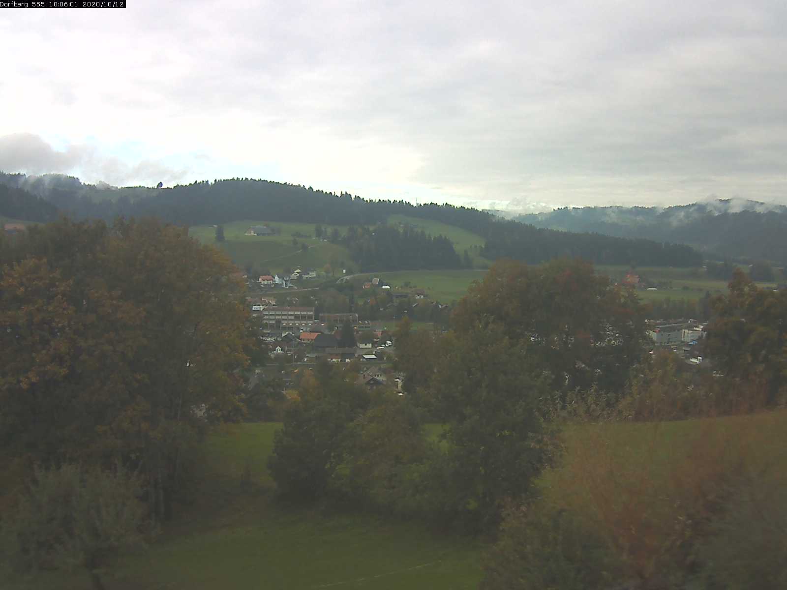 Webcam-Bild: Aussicht vom Dorfberg in Langnau 20201012-100601