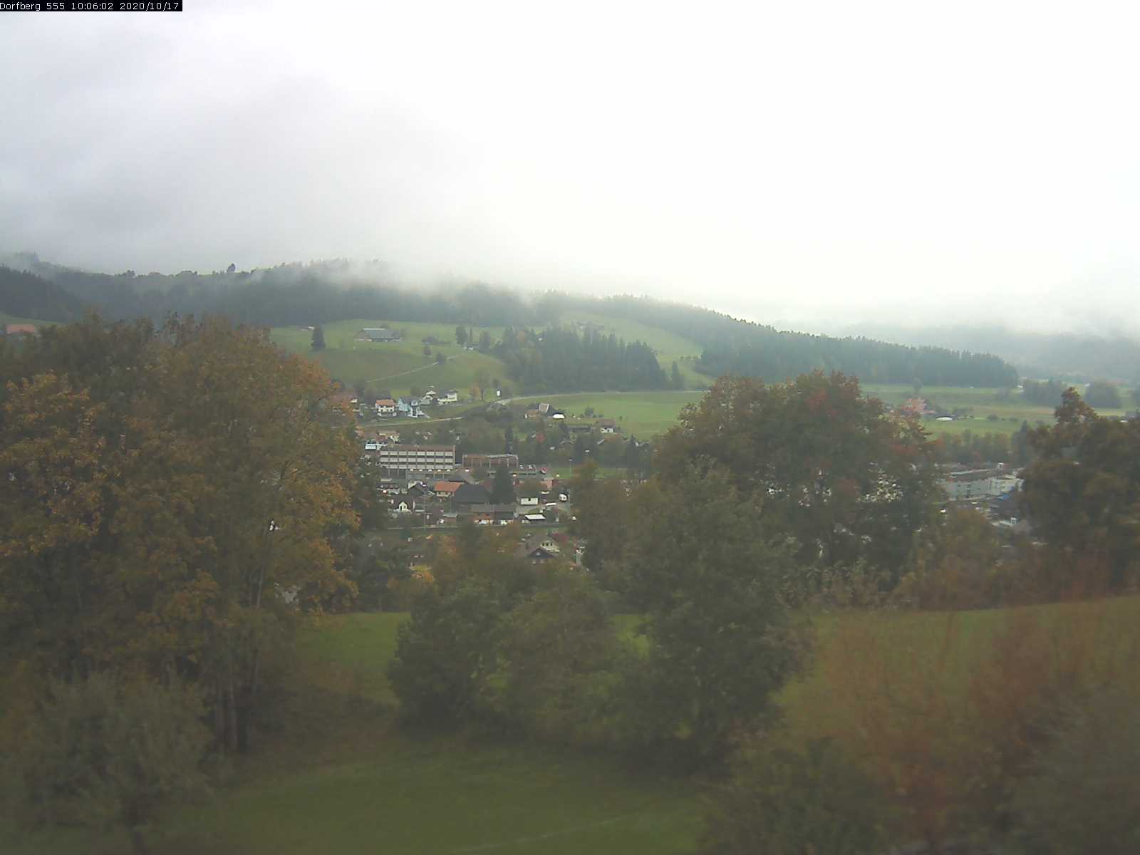 Webcam-Bild: Aussicht vom Dorfberg in Langnau 20201017-100601