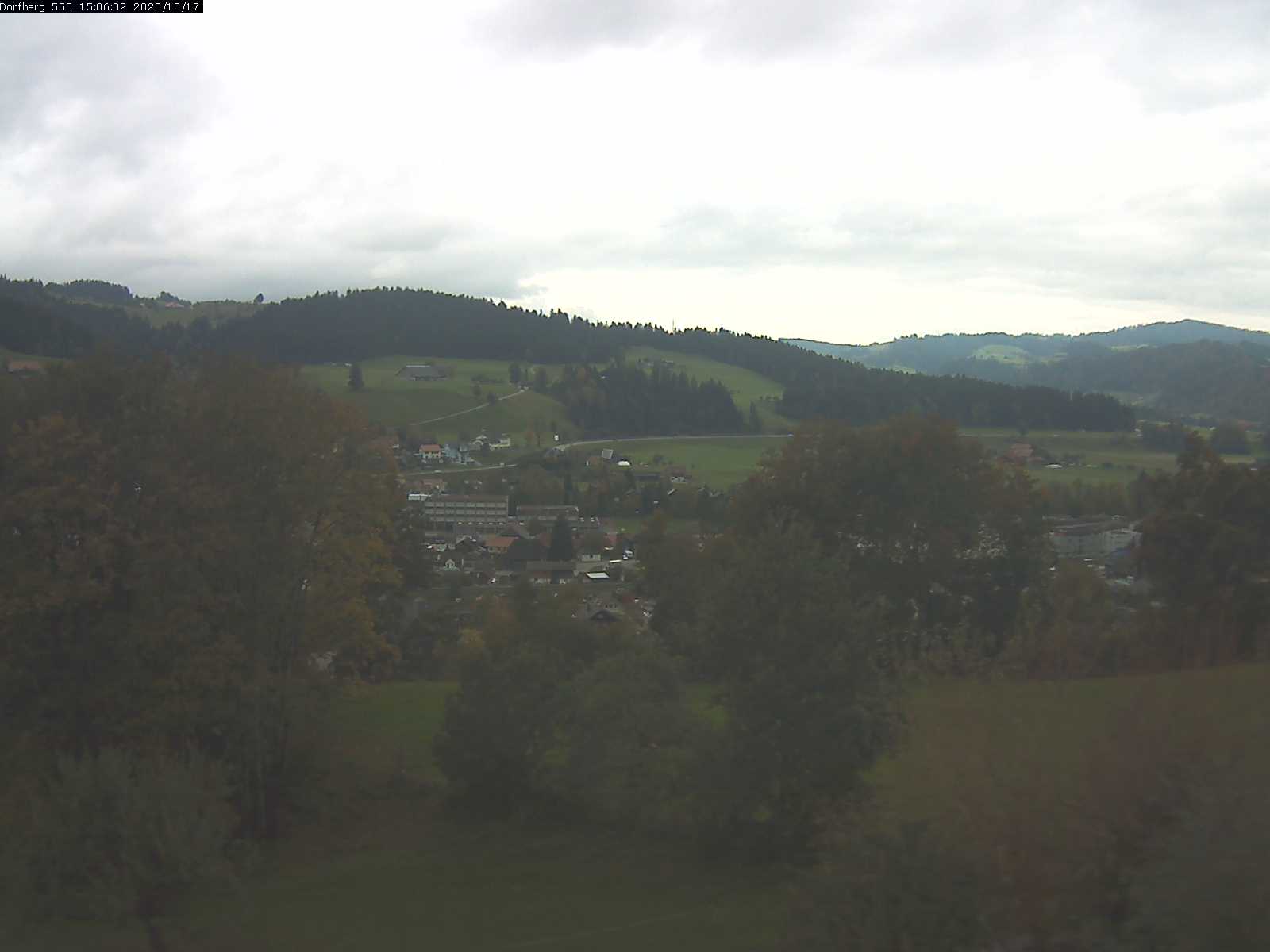 Webcam-Bild: Aussicht vom Dorfberg in Langnau 20201017-150601