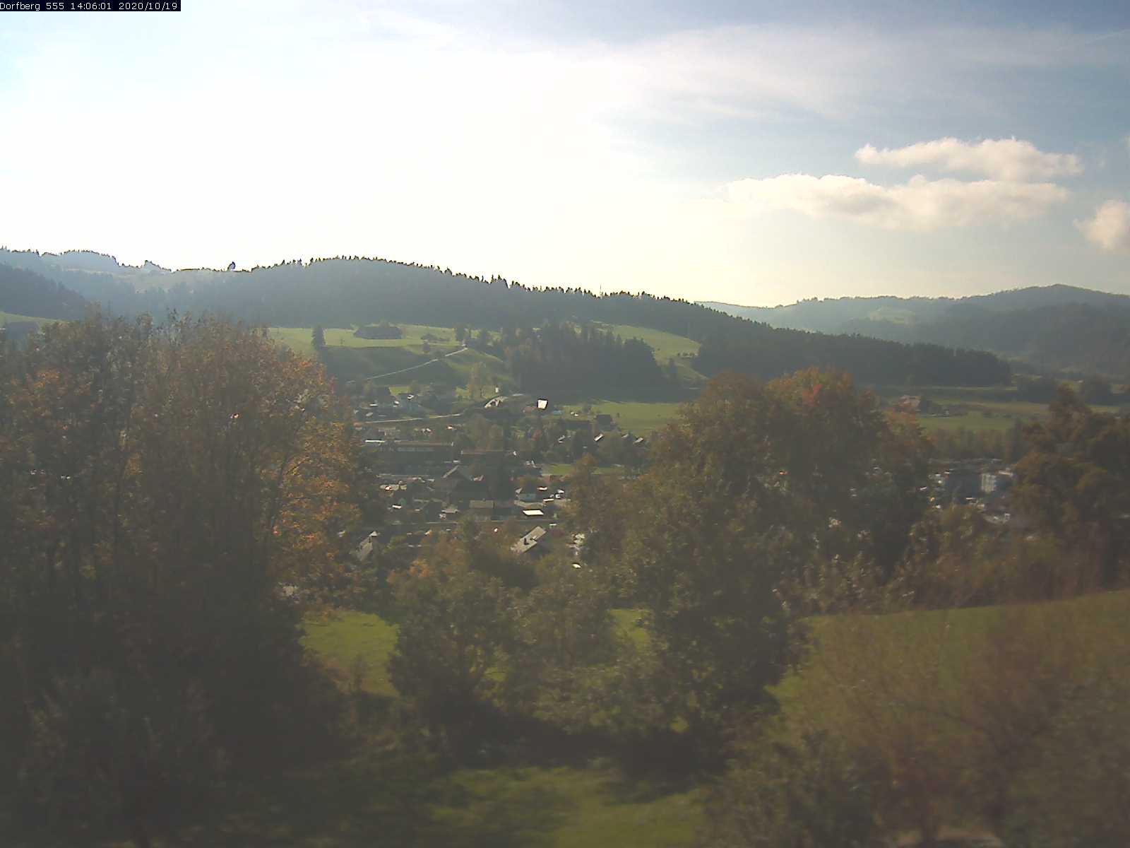 Webcam-Bild: Aussicht vom Dorfberg in Langnau 20201019-140601