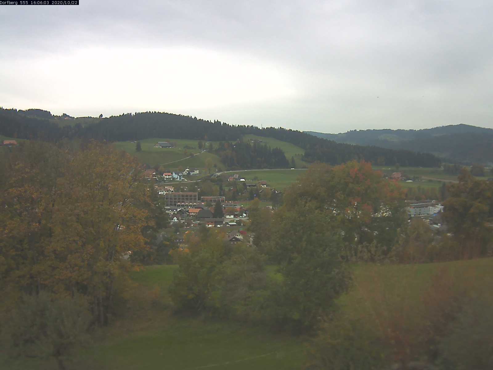 Webcam-Bild: Aussicht vom Dorfberg in Langnau 20201022-160601