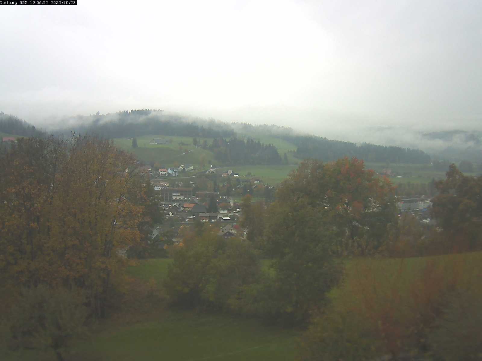 Webcam-Bild: Aussicht vom Dorfberg in Langnau 20201023-120601
