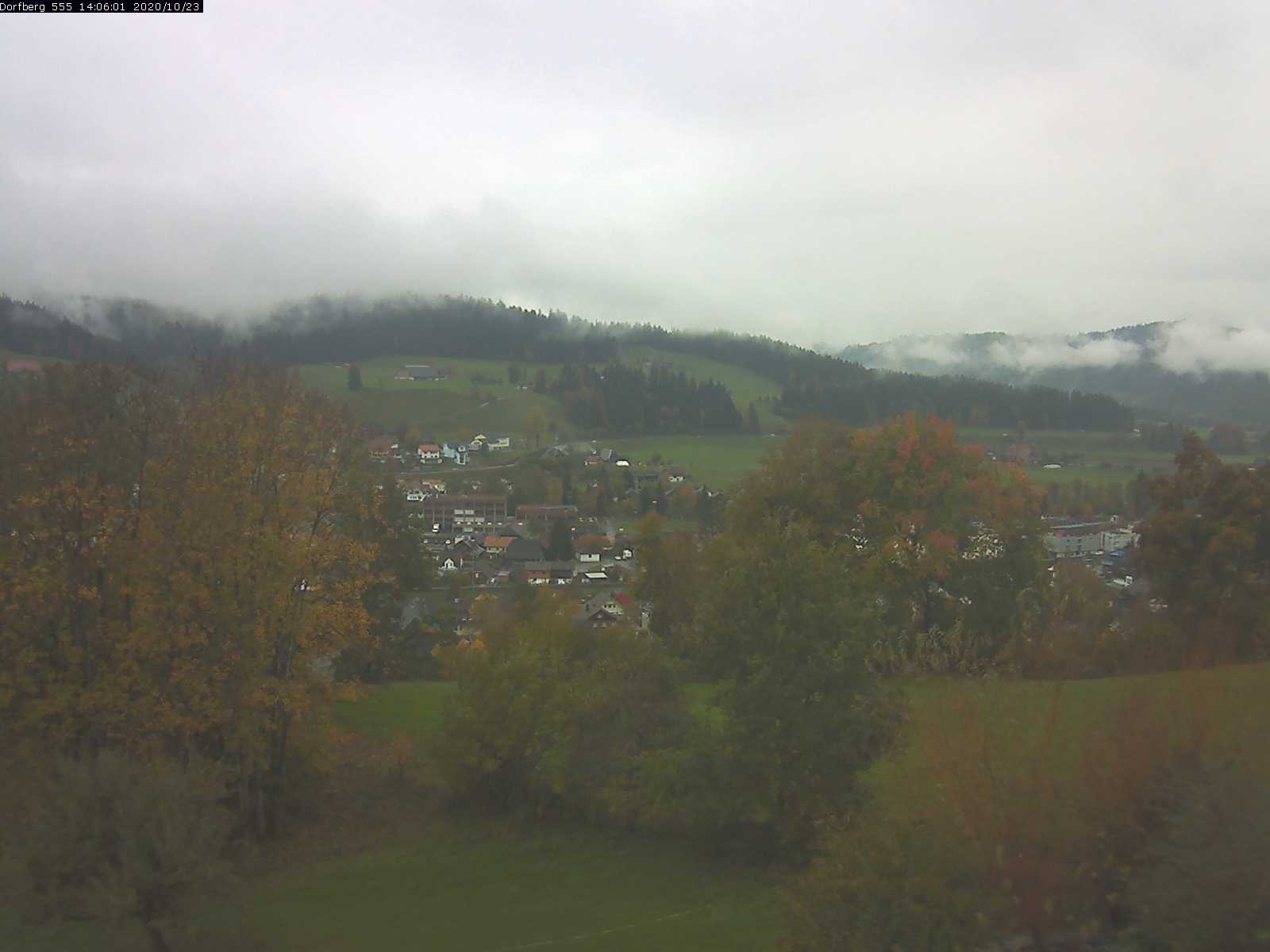 Webcam-Bild: Aussicht vom Dorfberg in Langnau 20201023-140601