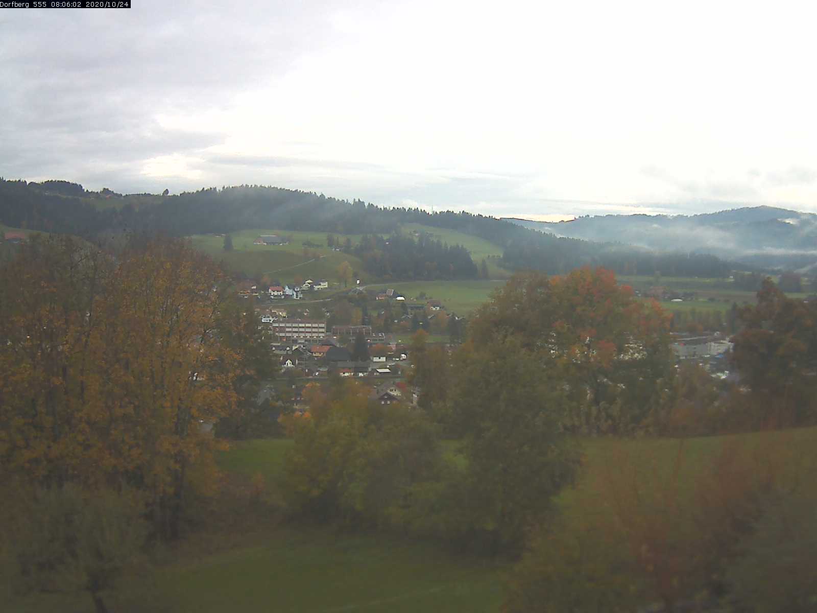 Webcam-Bild: Aussicht vom Dorfberg in Langnau 20201024-080601