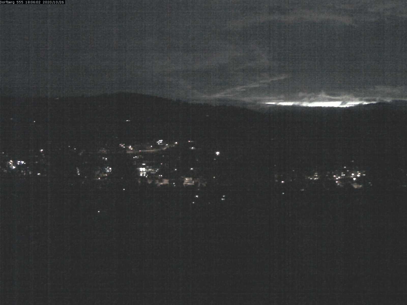 Webcam-Bild: Aussicht vom Dorfberg in Langnau 20201026-180601