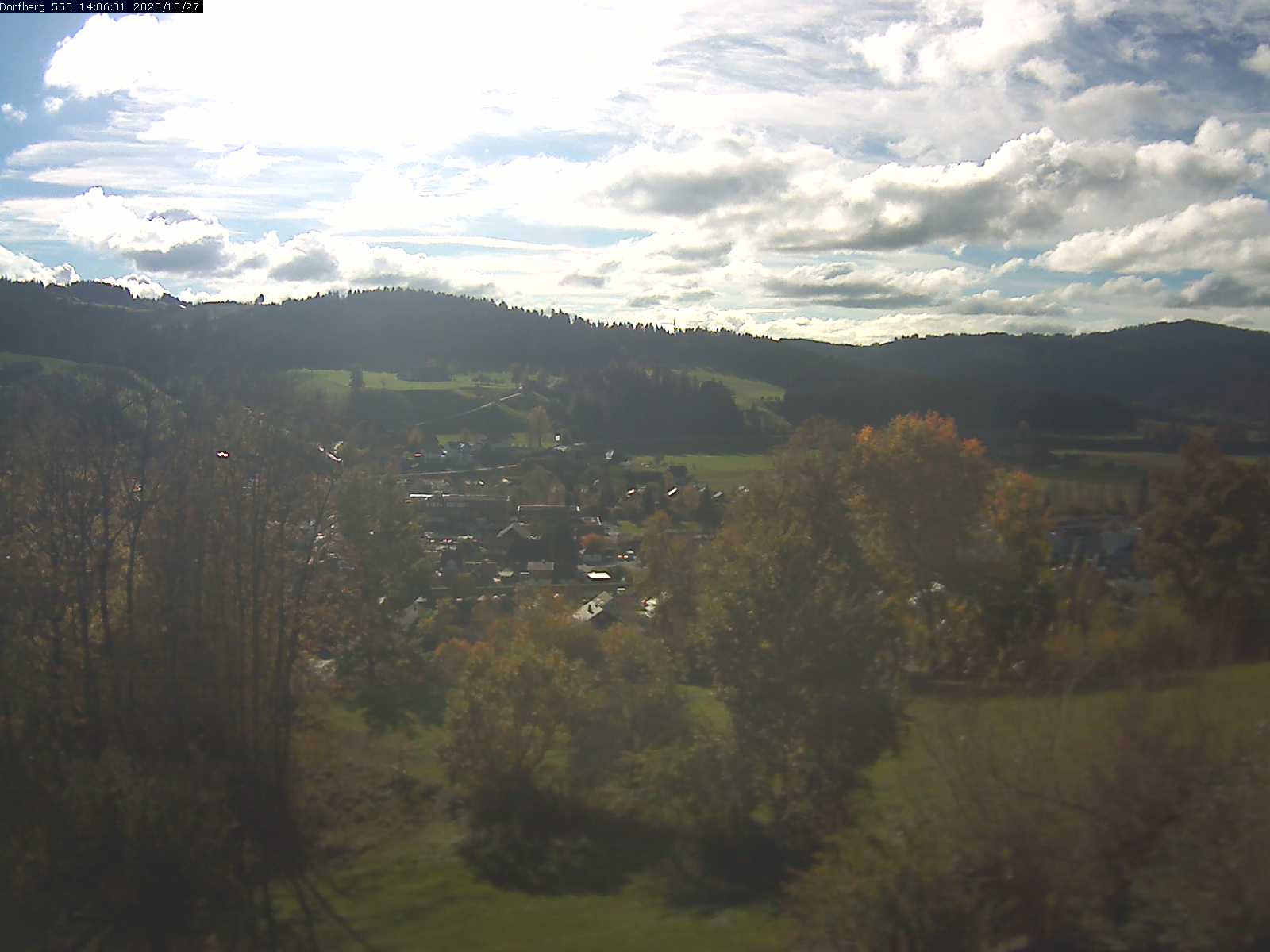 Webcam-Bild: Aussicht vom Dorfberg in Langnau 20201027-140601