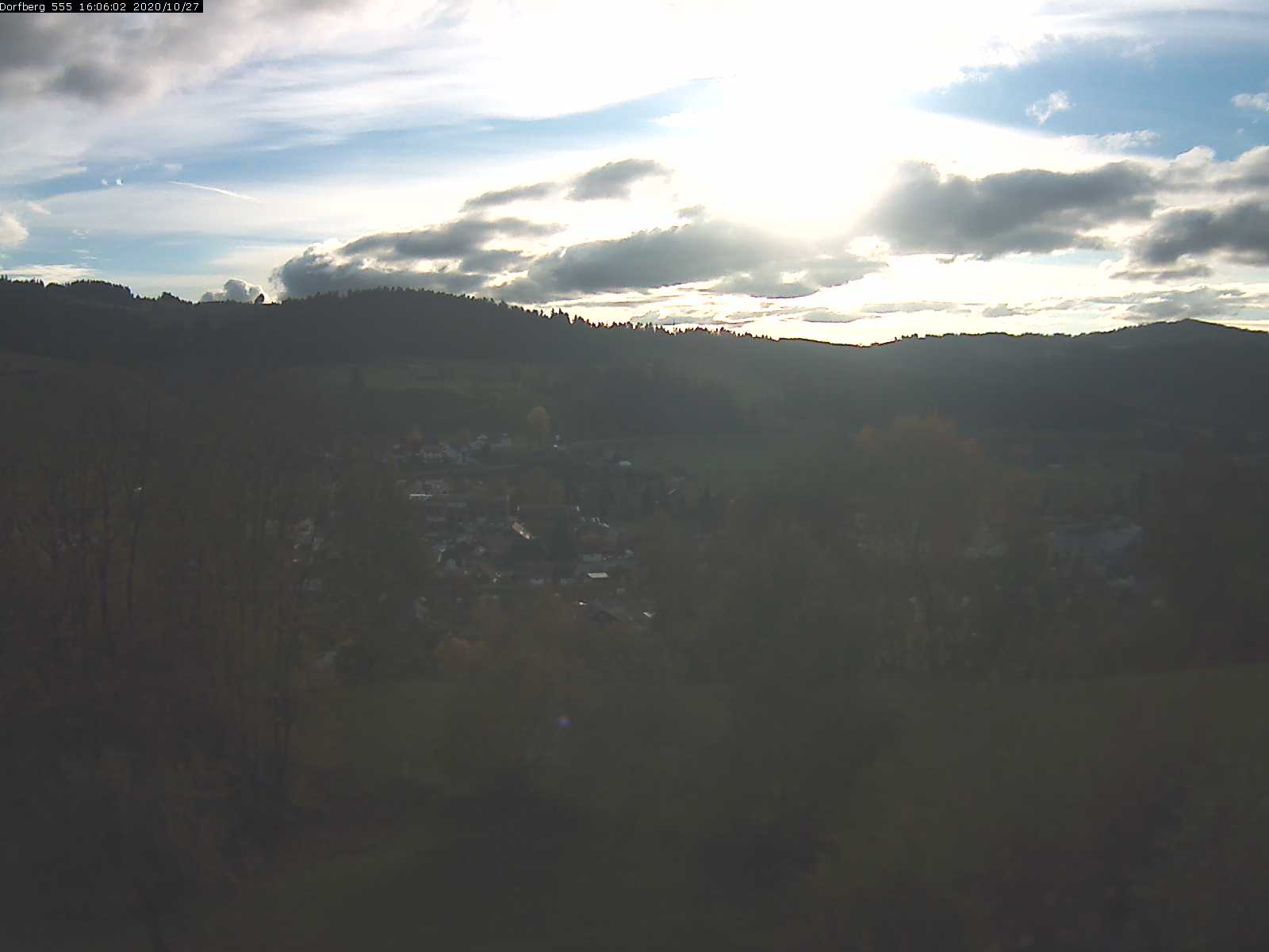 Webcam-Bild: Aussicht vom Dorfberg in Langnau 20201027-160601