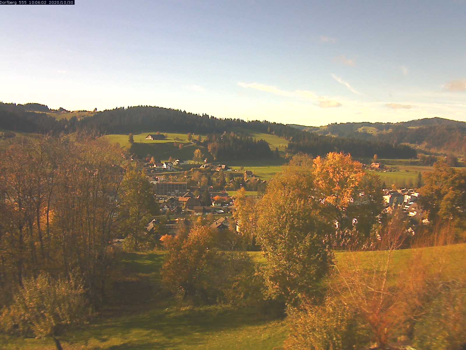 Webcam-Bild: Aussicht vom Dorfberg in Langnau 20201030-100601