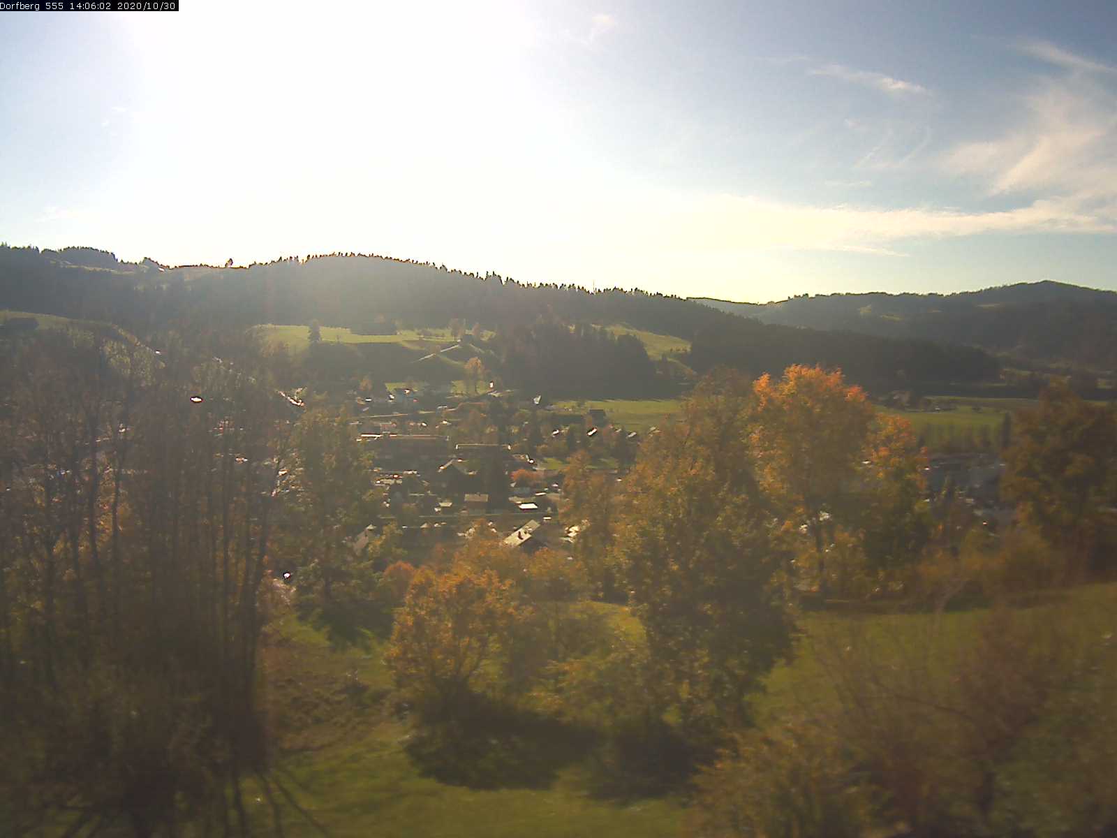 Webcam-Bild: Aussicht vom Dorfberg in Langnau 20201030-140602