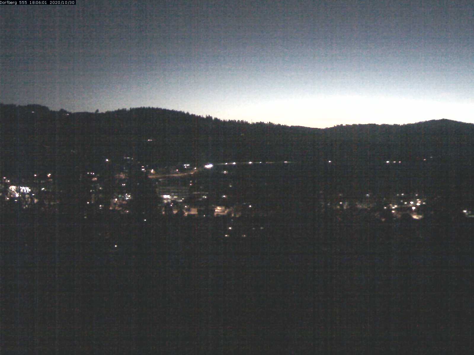 Webcam-Bild: Aussicht vom Dorfberg in Langnau 20201030-180601