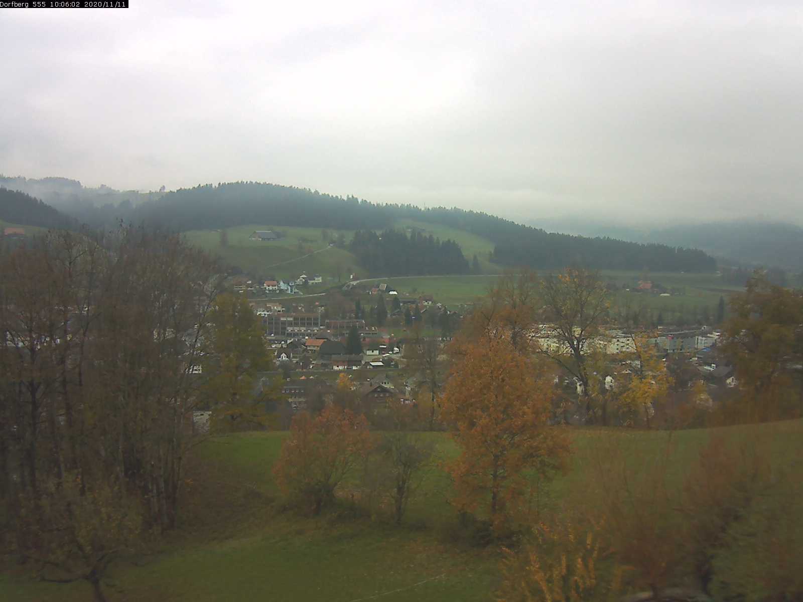 Webcam-Bild: Aussicht vom Dorfberg in Langnau 20201111-100601