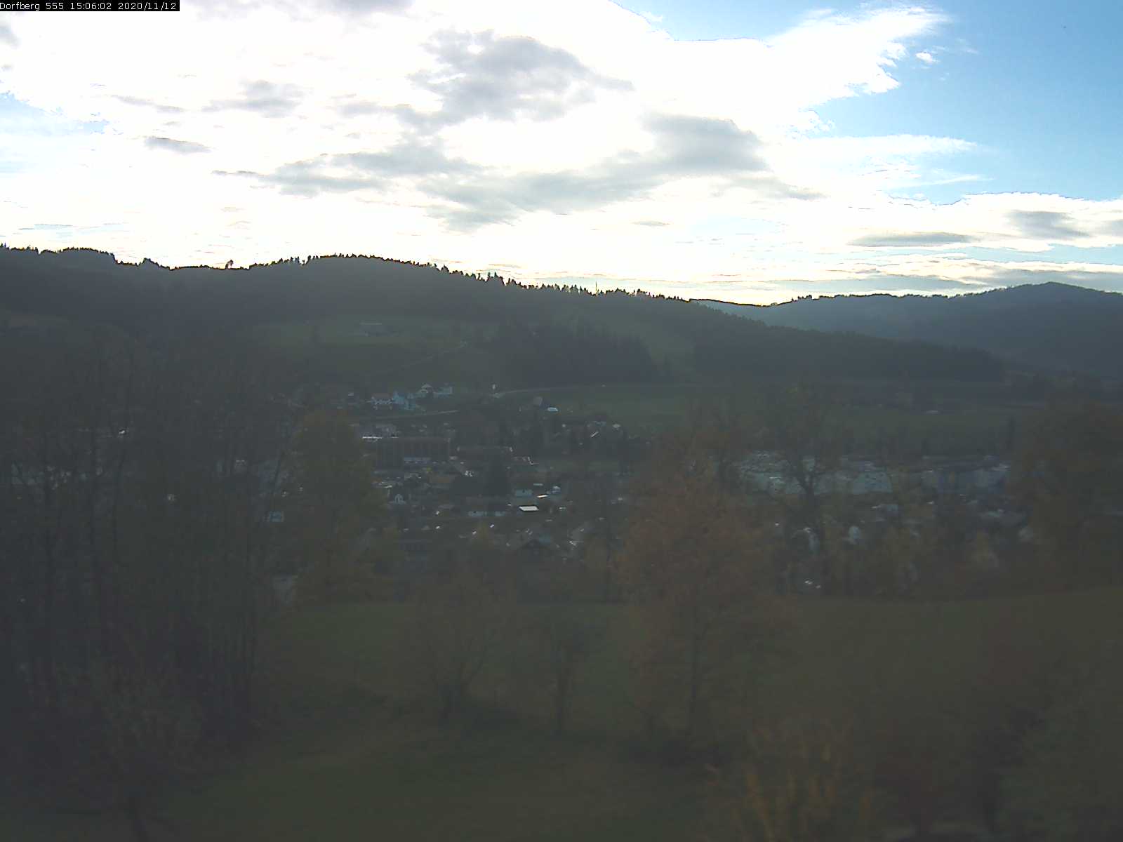 Webcam-Bild: Aussicht vom Dorfberg in Langnau 20201112-150601