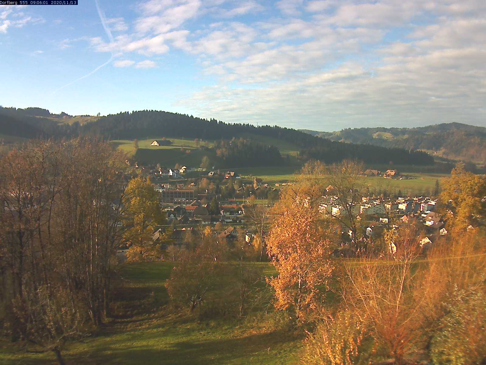 Webcam-Bild: Aussicht vom Dorfberg in Langnau 20201113-090601