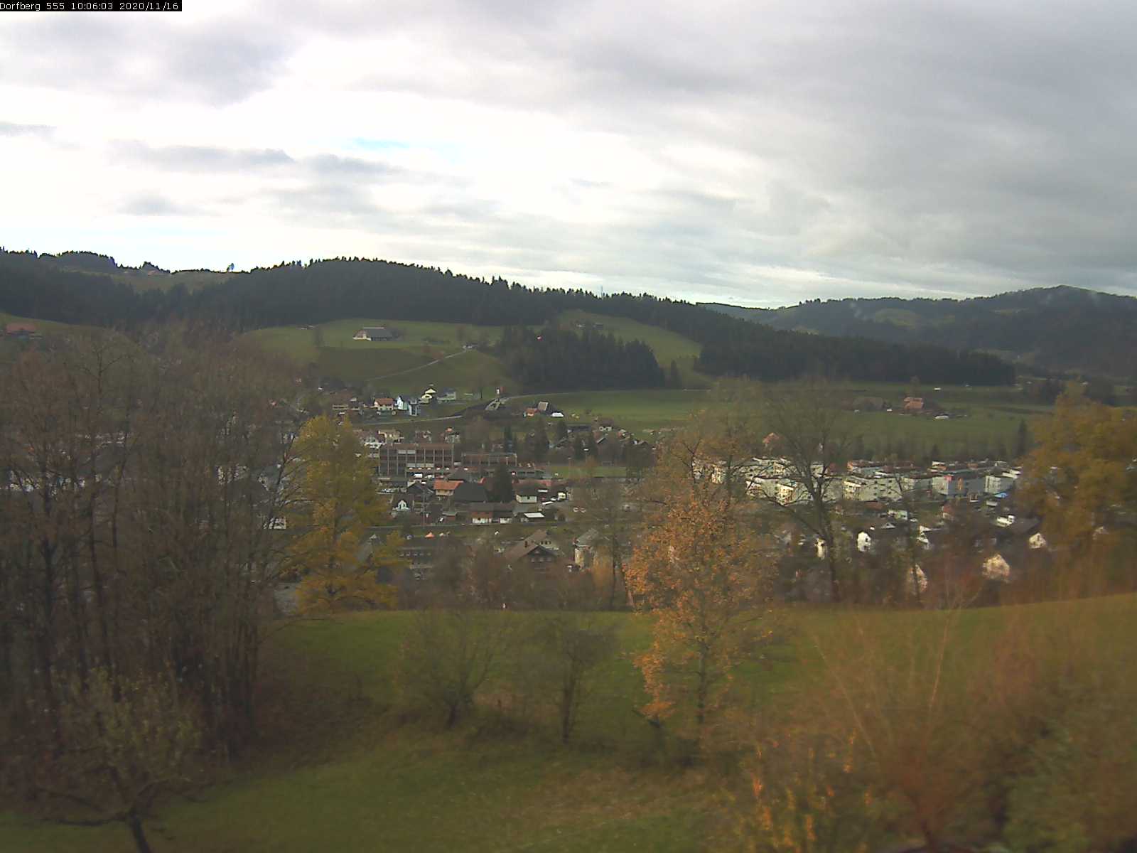 Webcam-Bild: Aussicht vom Dorfberg in Langnau 20201116-100601