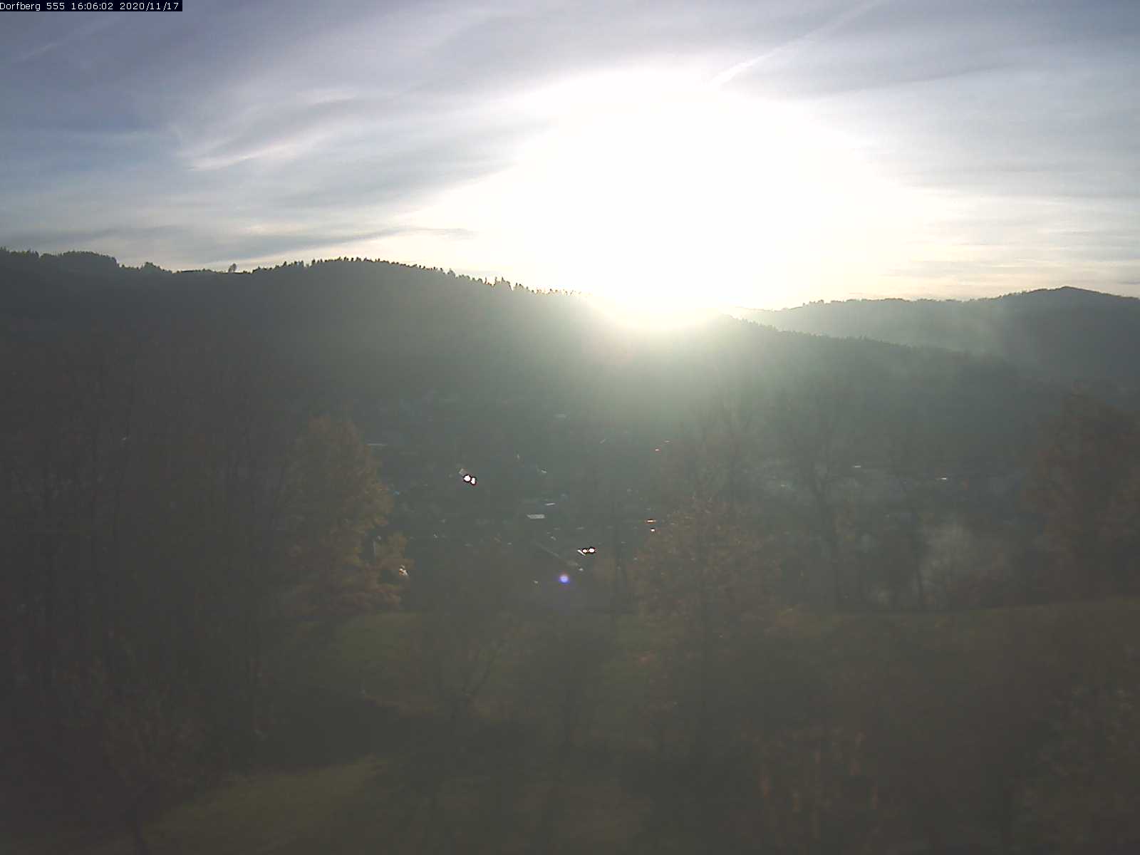 Webcam-Bild: Aussicht vom Dorfberg in Langnau 20201117-160601