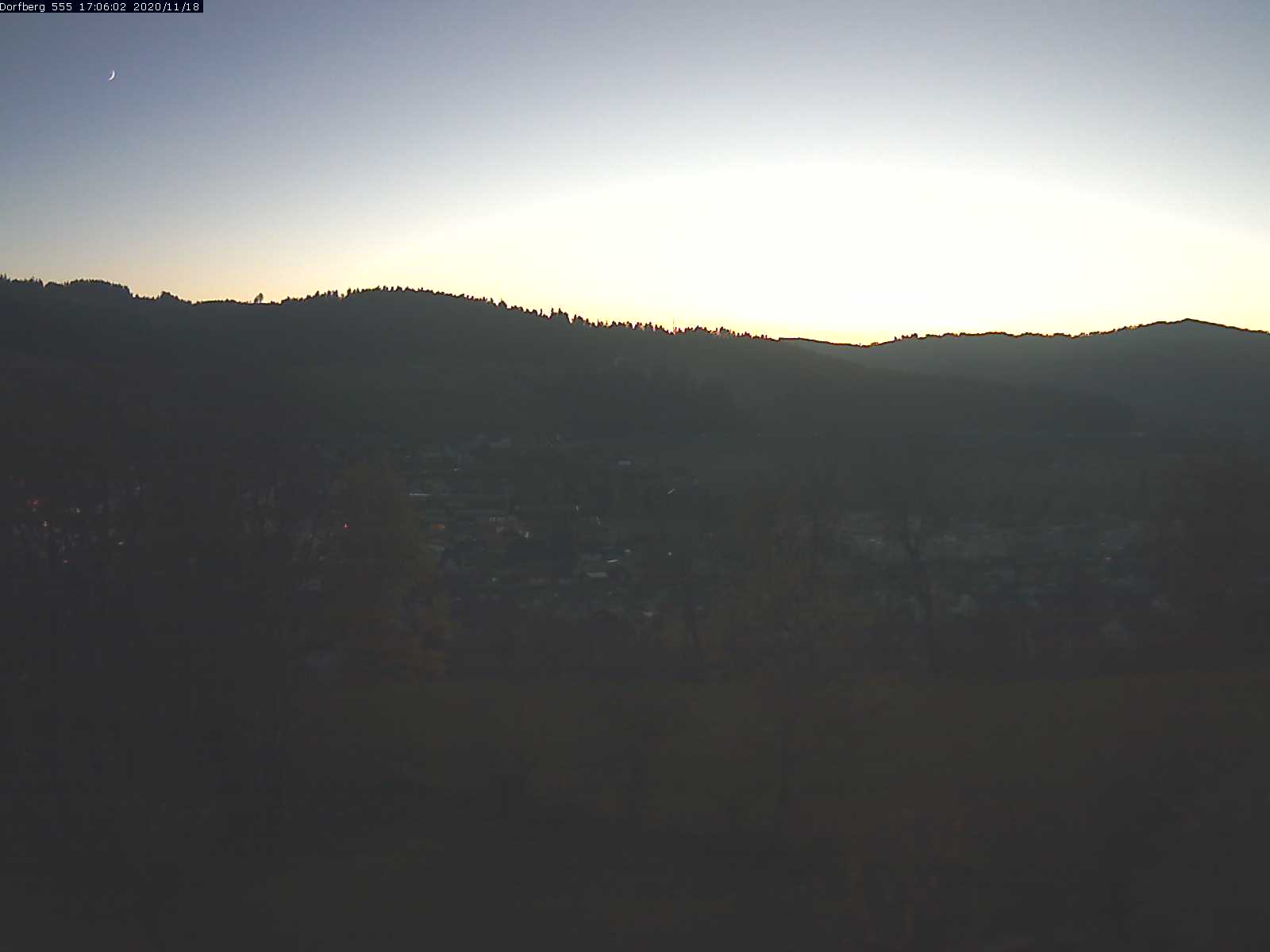 Webcam-Bild: Aussicht vom Dorfberg in Langnau 20201118-170601