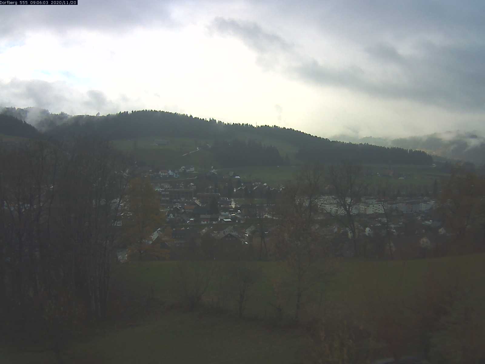 Webcam-Bild: Aussicht vom Dorfberg in Langnau 20201120-090601
