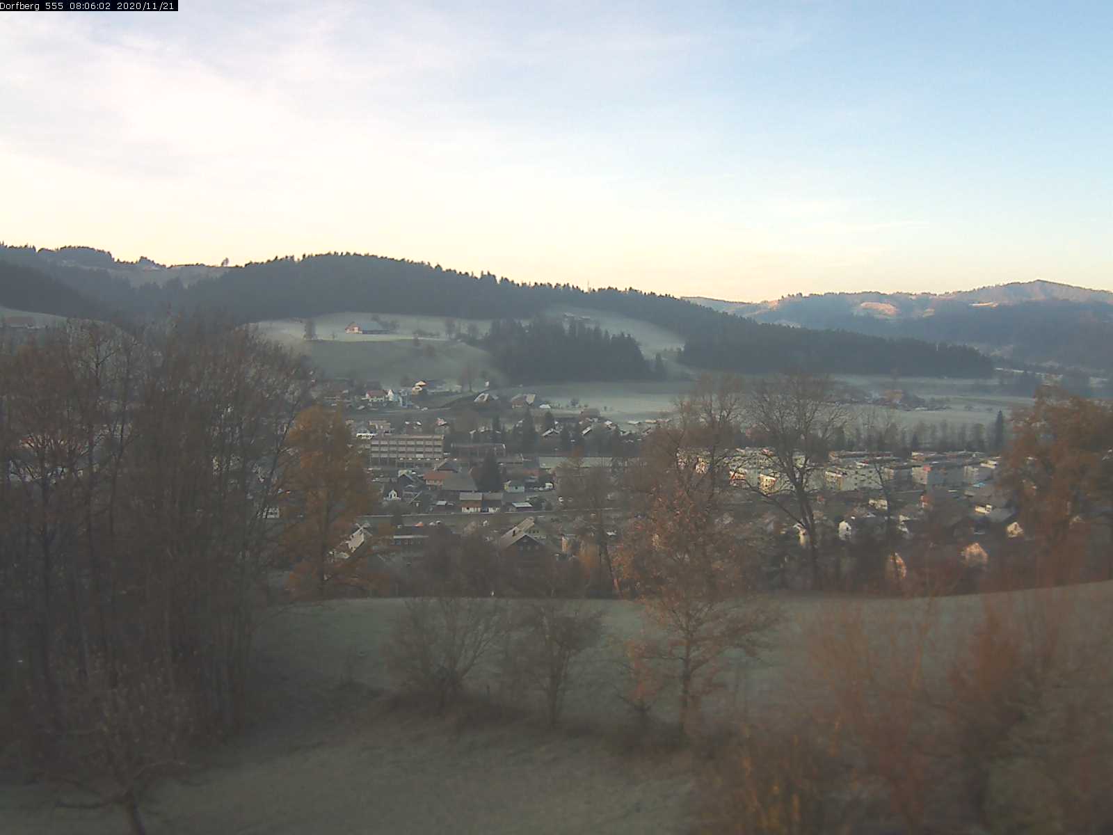 Webcam-Bild: Aussicht vom Dorfberg in Langnau 20201121-080601