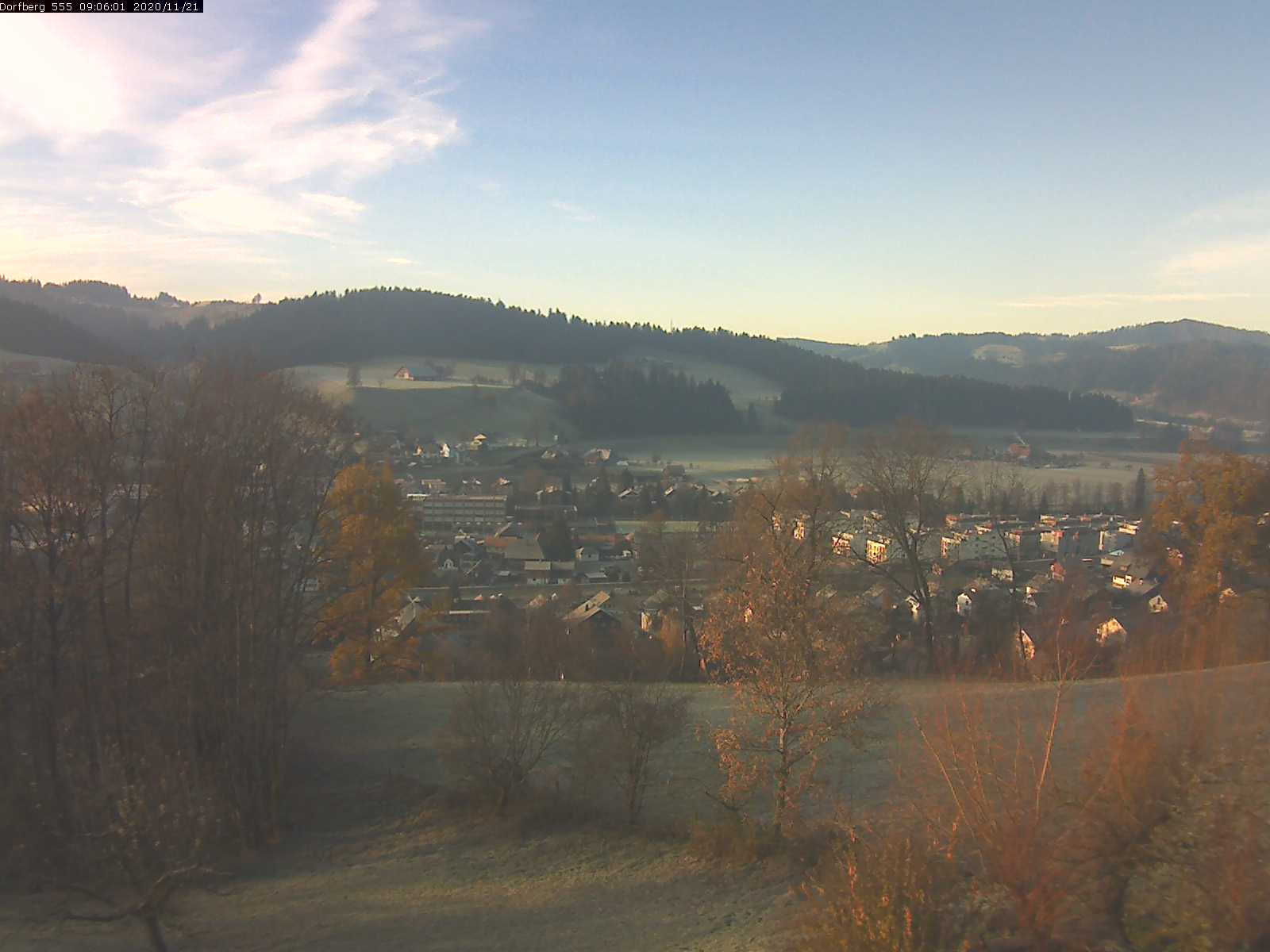 Webcam-Bild: Aussicht vom Dorfberg in Langnau 20201121-090601