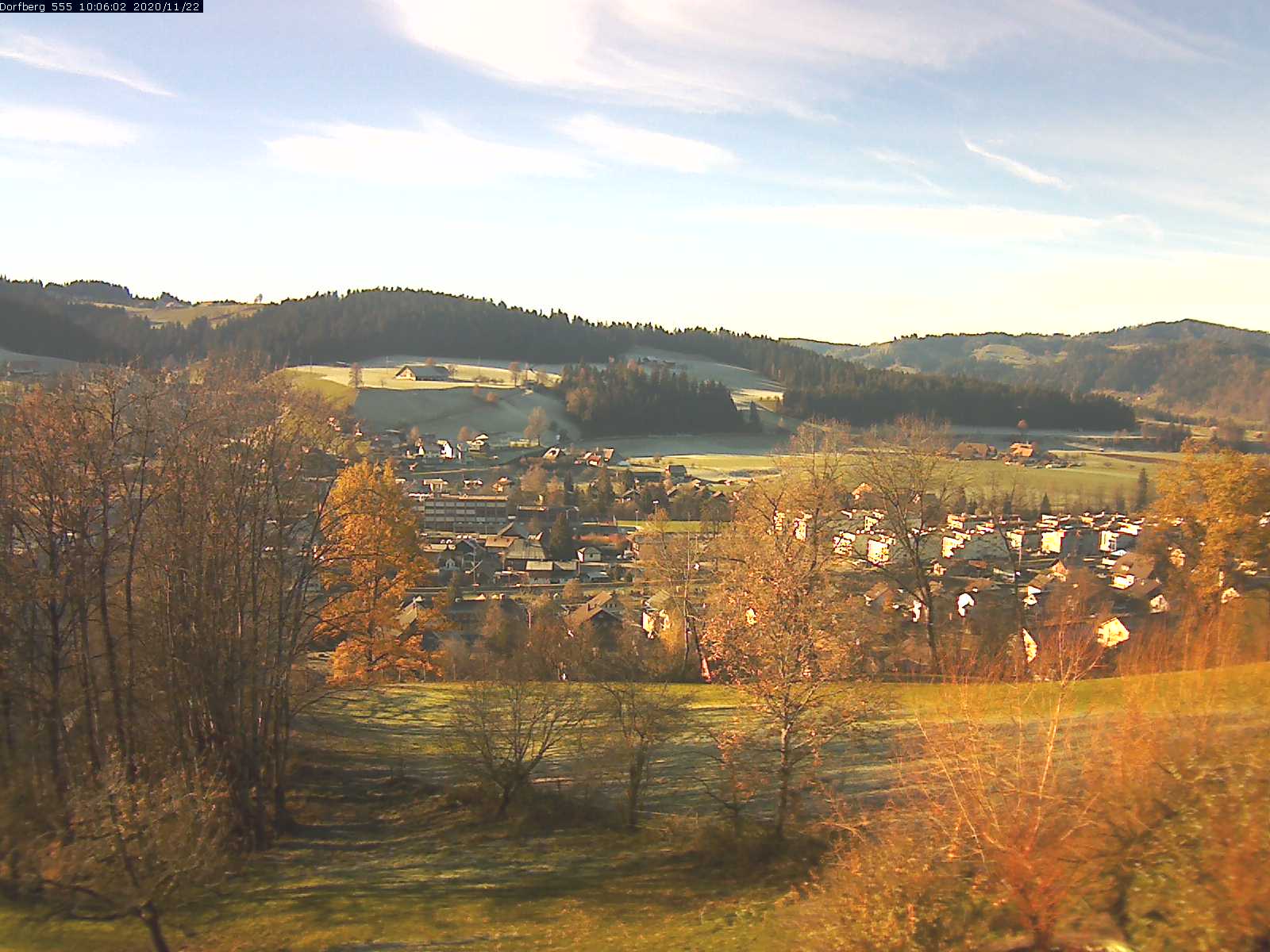 Webcam-Bild: Aussicht vom Dorfberg in Langnau 20201122-100601