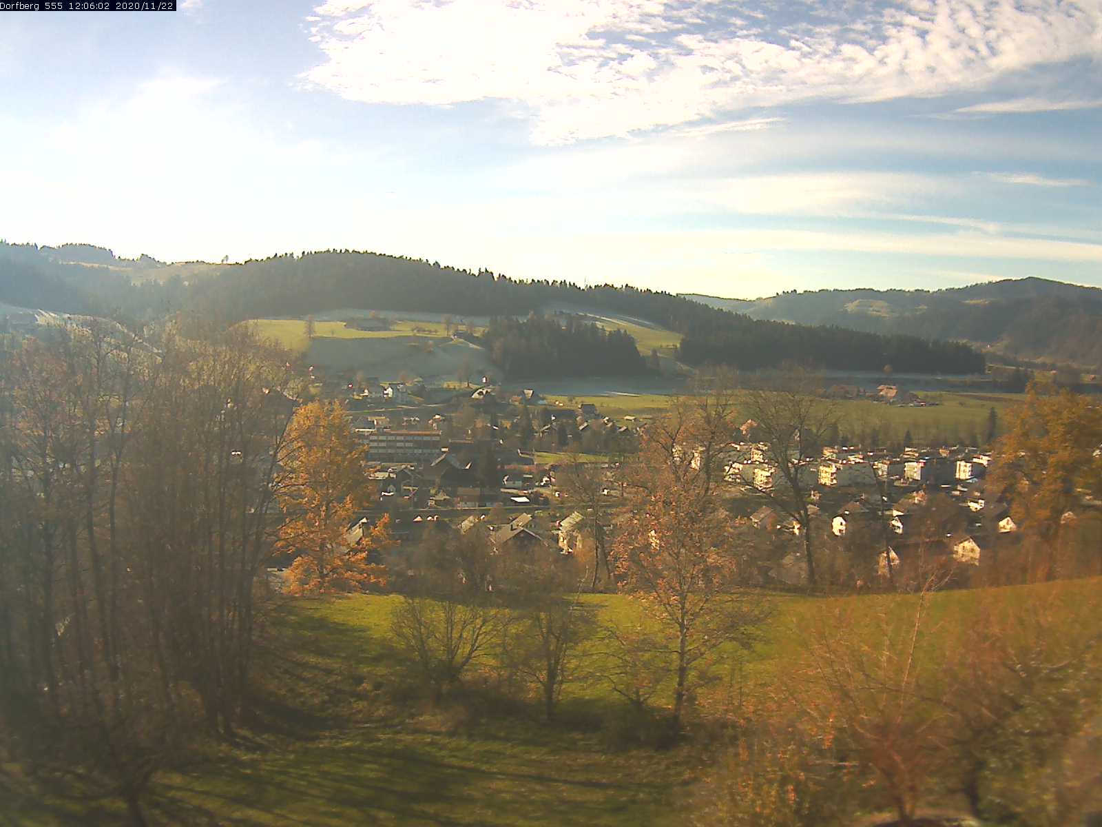 Webcam-Bild: Aussicht vom Dorfberg in Langnau 20201122-120601