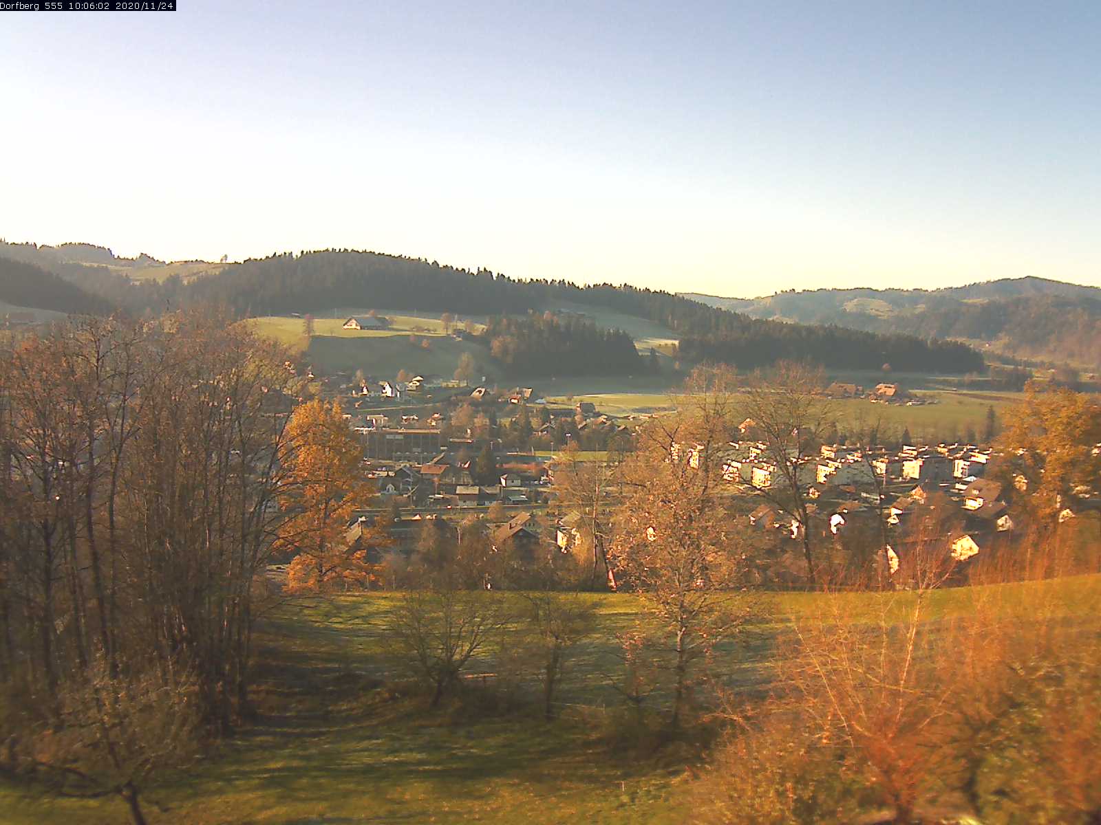 Webcam-Bild: Aussicht vom Dorfberg in Langnau 20201124-100601
