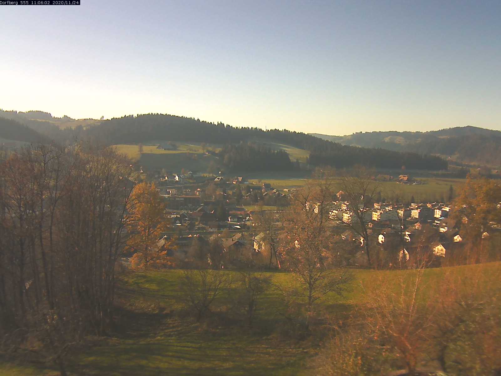 Webcam-Bild: Aussicht vom Dorfberg in Langnau 20201124-110601