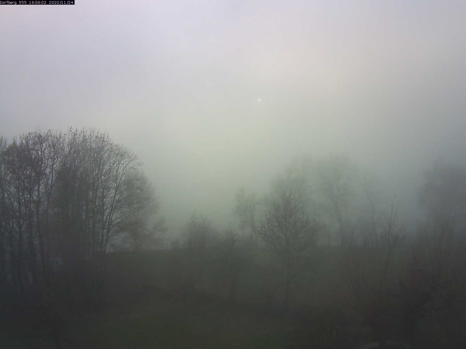 Webcam-Bild: Aussicht vom Dorfberg in Langnau 20201124-160601