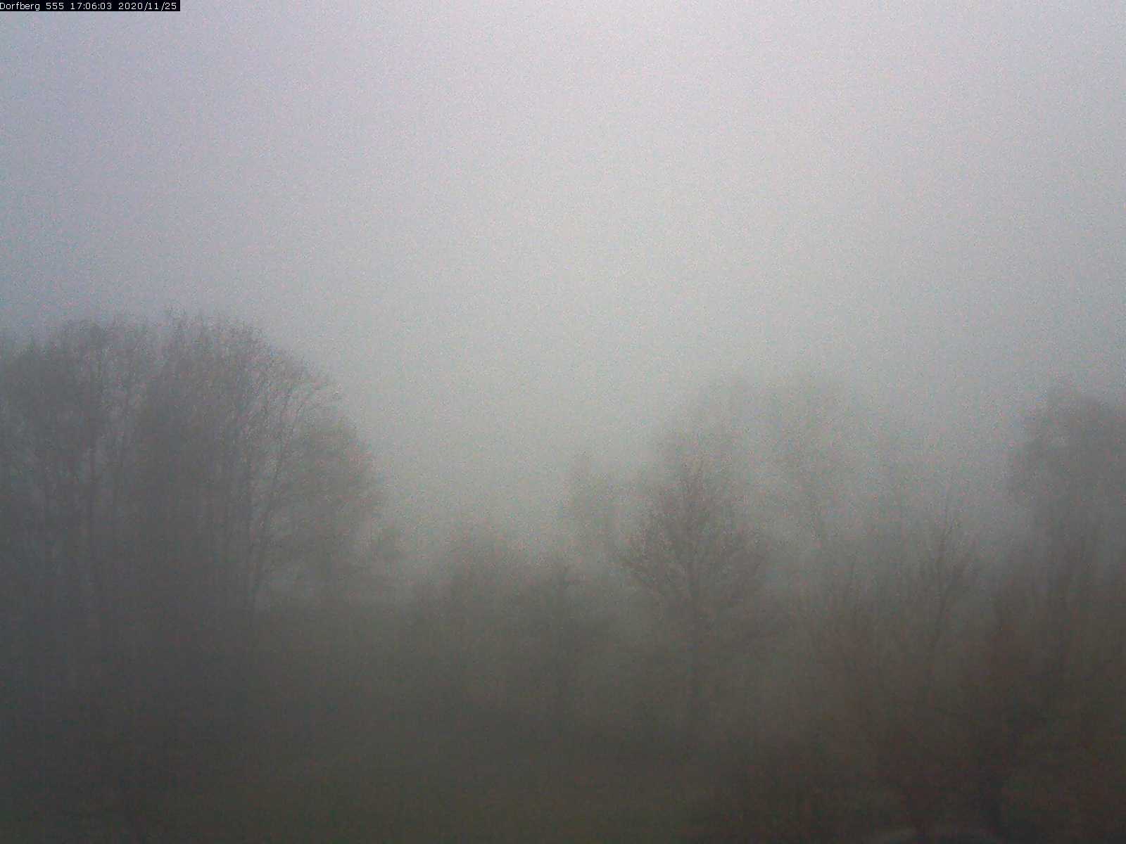 Webcam-Bild: Aussicht vom Dorfberg in Langnau 20201125-170601