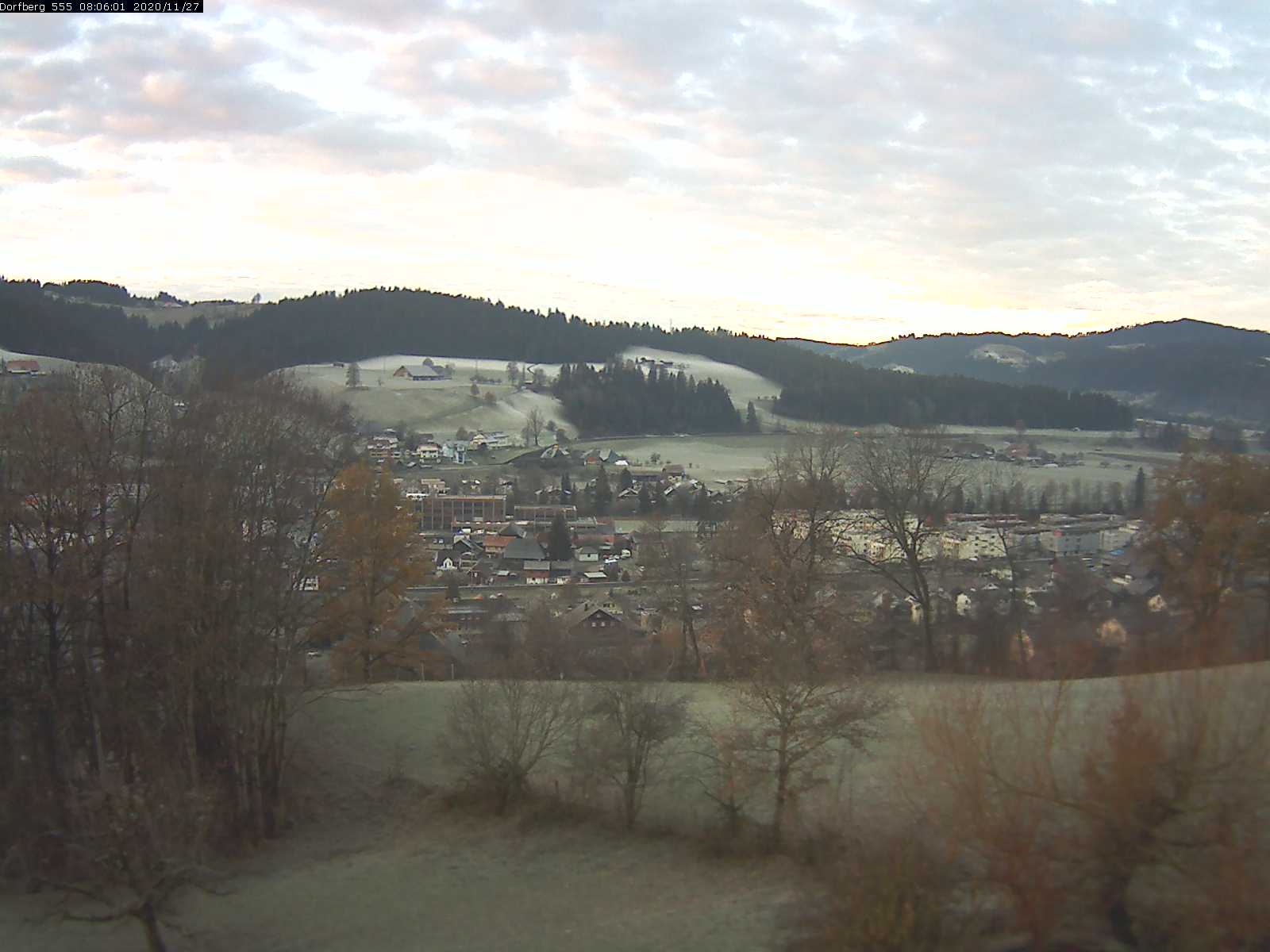 Webcam-Bild: Aussicht vom Dorfberg in Langnau 20201127-080601