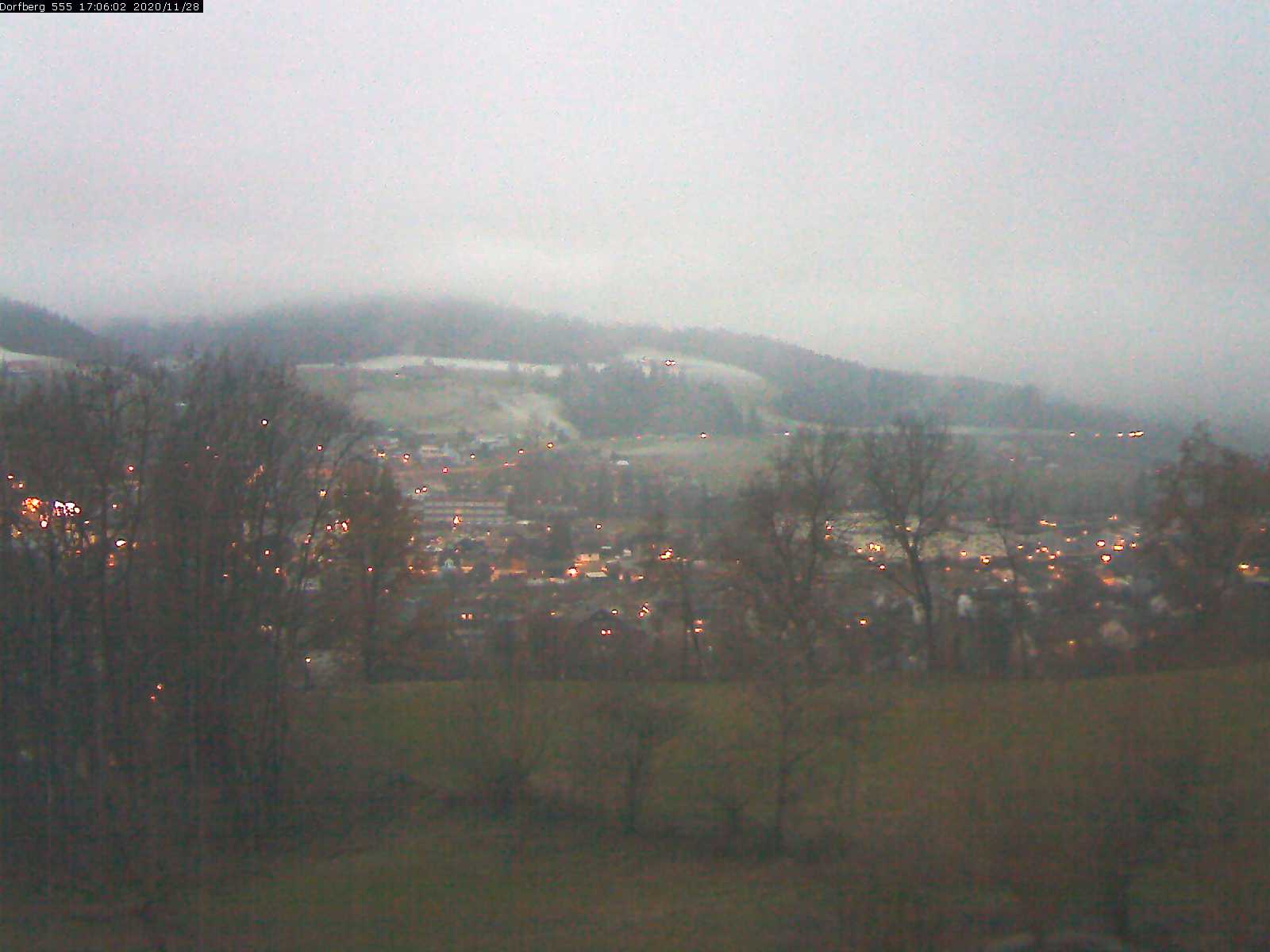 Webcam-Bild: Aussicht vom Dorfberg in Langnau 20201128-170601