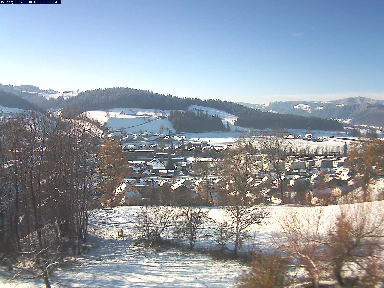 Webcam-Bild: Aussicht vom Dorfberg in Langnau 20201203-110601
