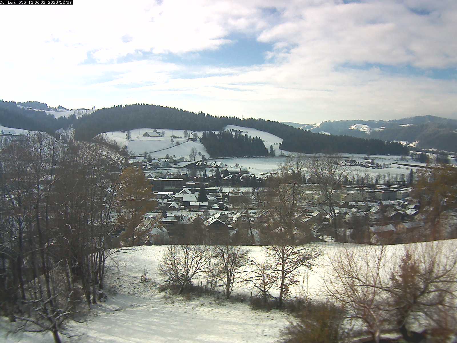 Webcam-Bild: Aussicht vom Dorfberg in Langnau 20201203-120601