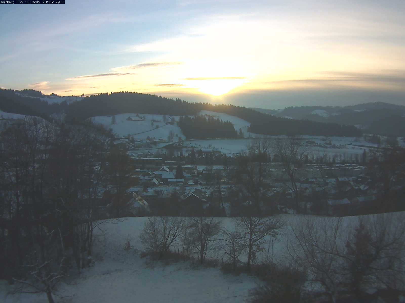 Webcam-Bild: Aussicht vom Dorfberg in Langnau 20201203-160601