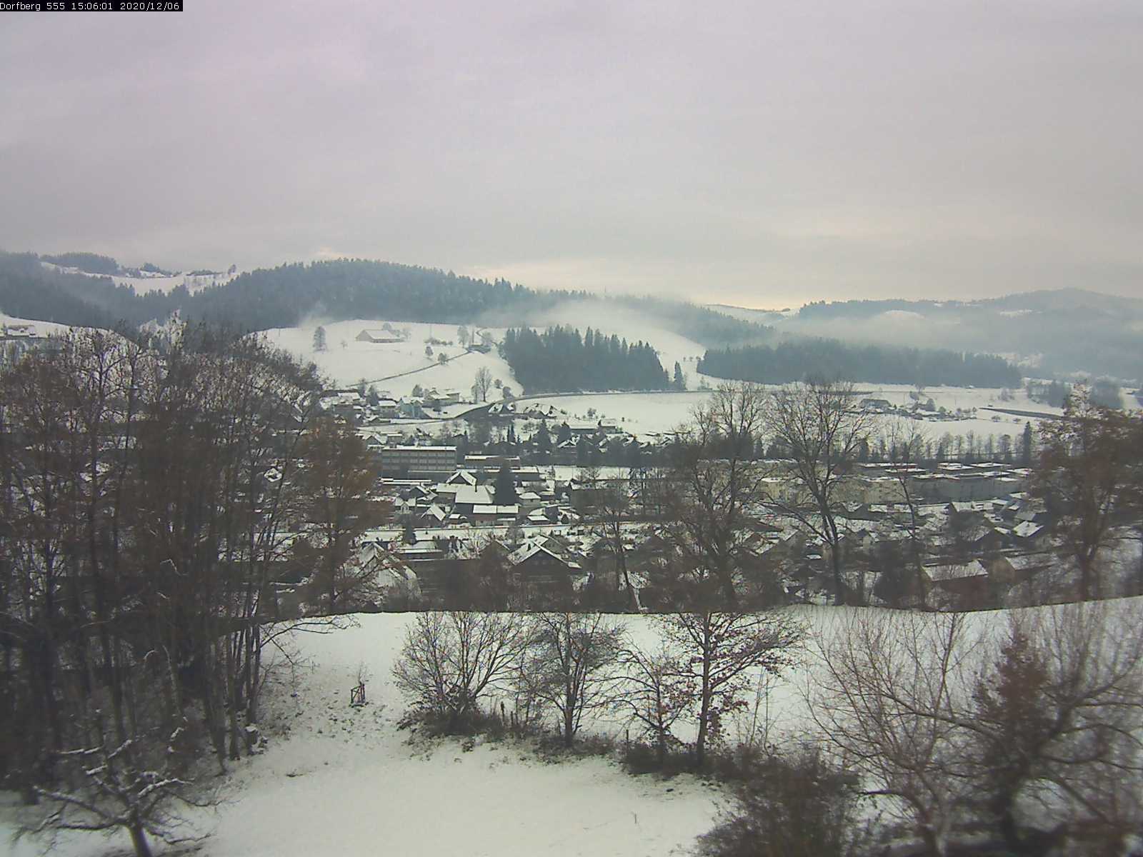 Webcam-Bild: Aussicht vom Dorfberg in Langnau 20201206-150601