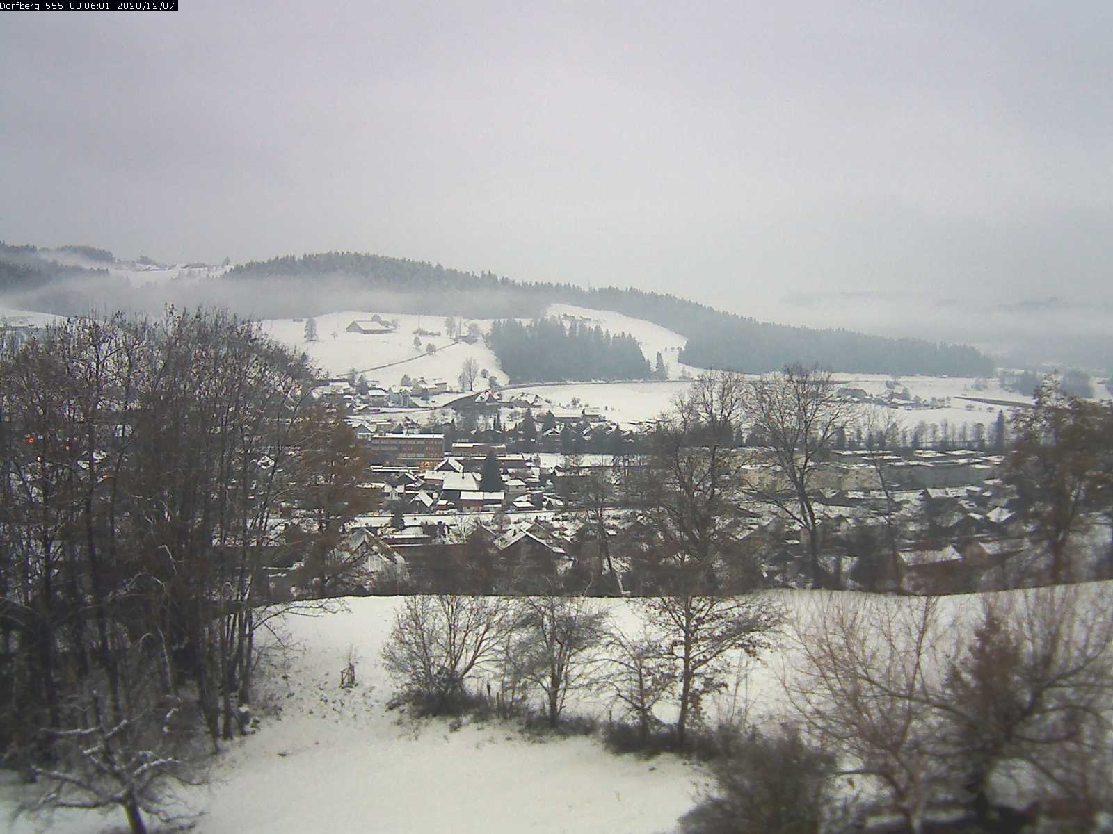 Webcam-Bild: Aussicht vom Dorfberg in Langnau 20201207-080601