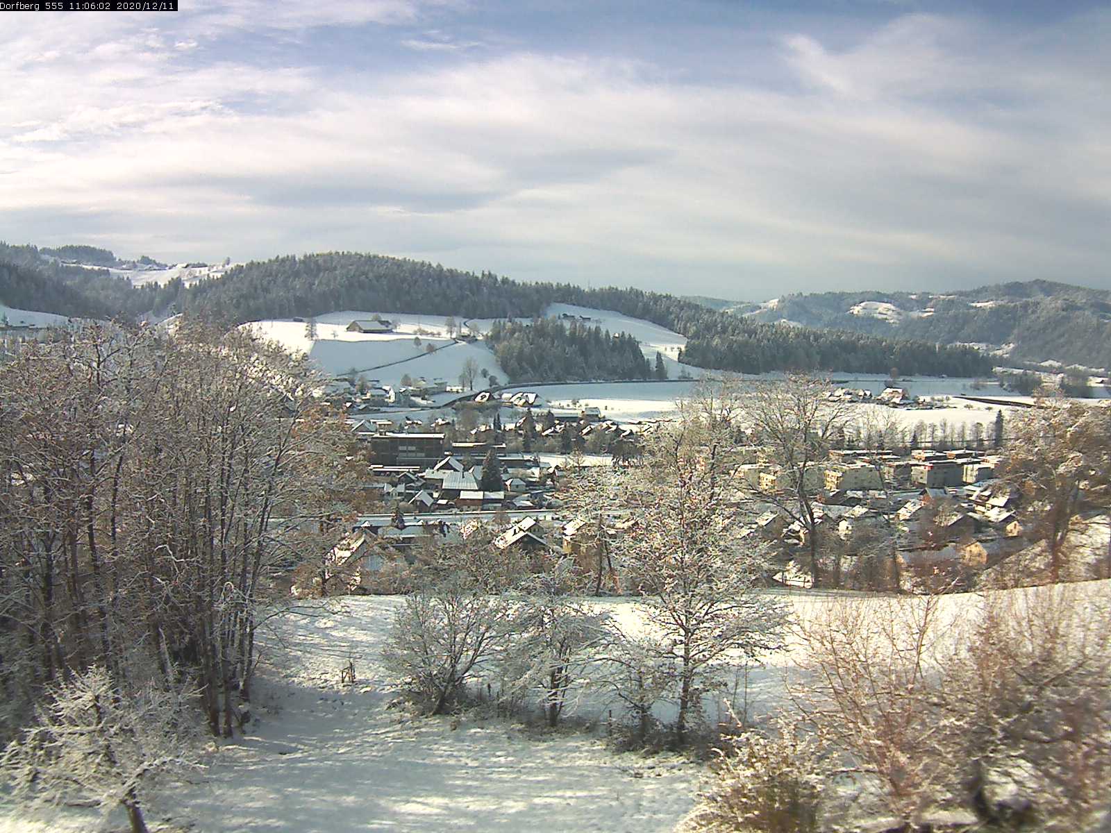 Webcam-Bild: Aussicht vom Dorfberg in Langnau 20201211-110601