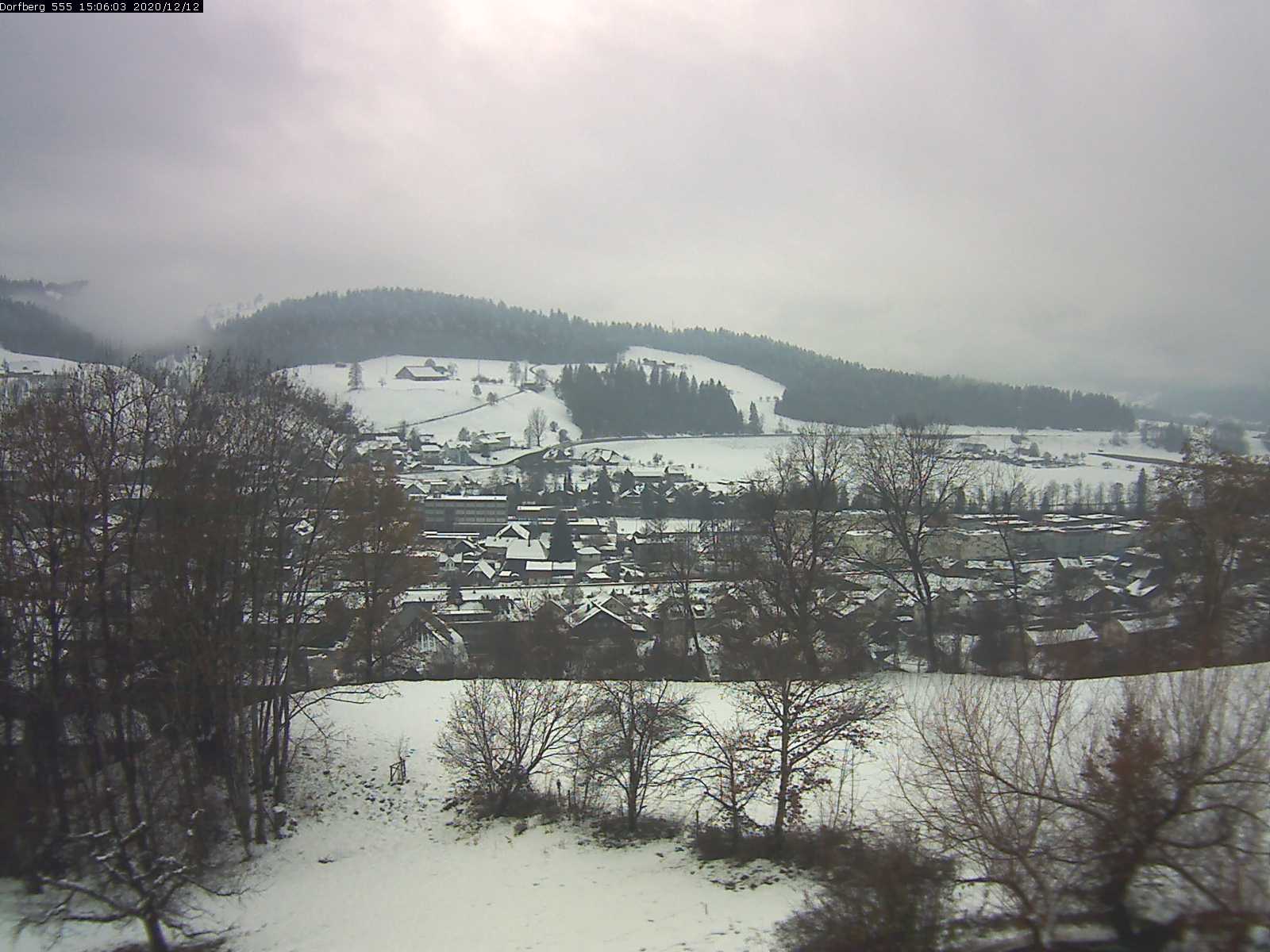 Webcam-Bild: Aussicht vom Dorfberg in Langnau 20201212-150601