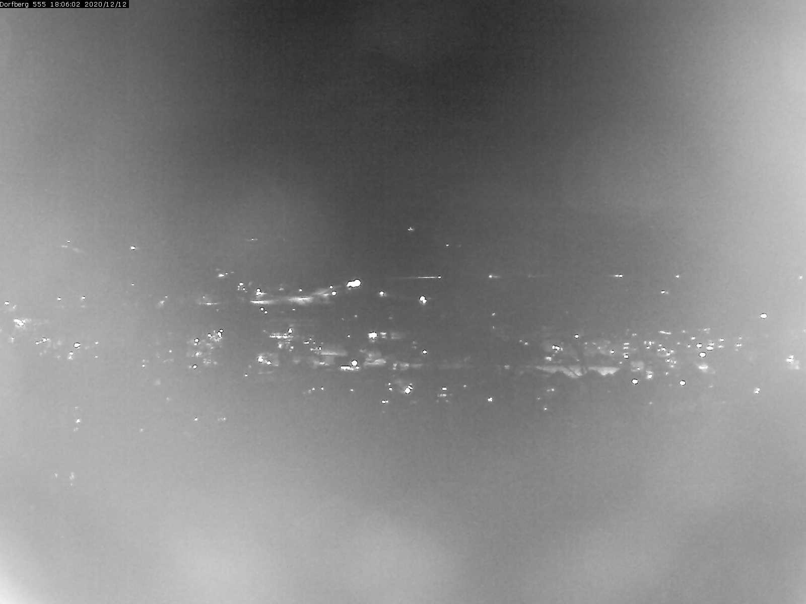 Webcam-Bild: Aussicht vom Dorfberg in Langnau 20201212-180601