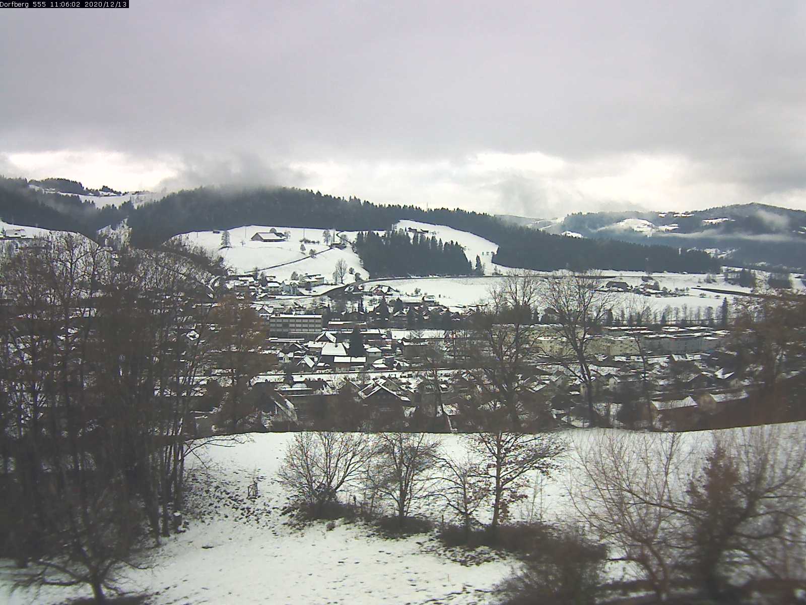 Webcam-Bild: Aussicht vom Dorfberg in Langnau 20201213-110601