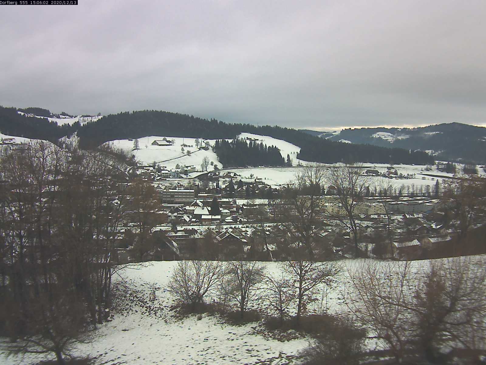 Webcam-Bild: Aussicht vom Dorfberg in Langnau 20201213-150601