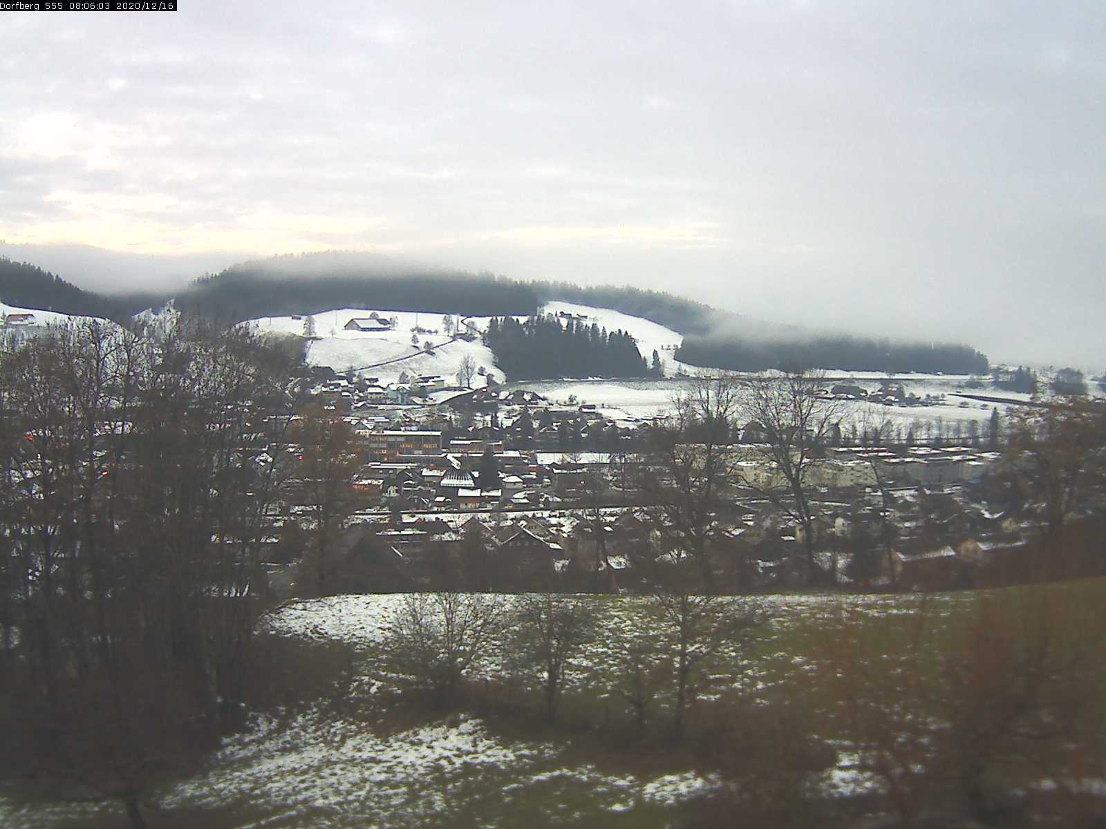 Webcam-Bild: Aussicht vom Dorfberg in Langnau 20201216-080601