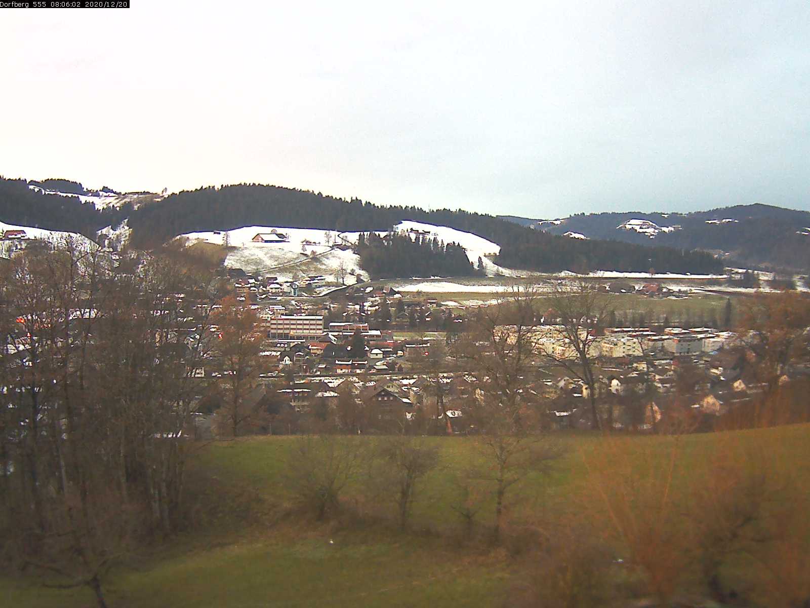 Webcam-Bild: Aussicht vom Dorfberg in Langnau 20201220-080601