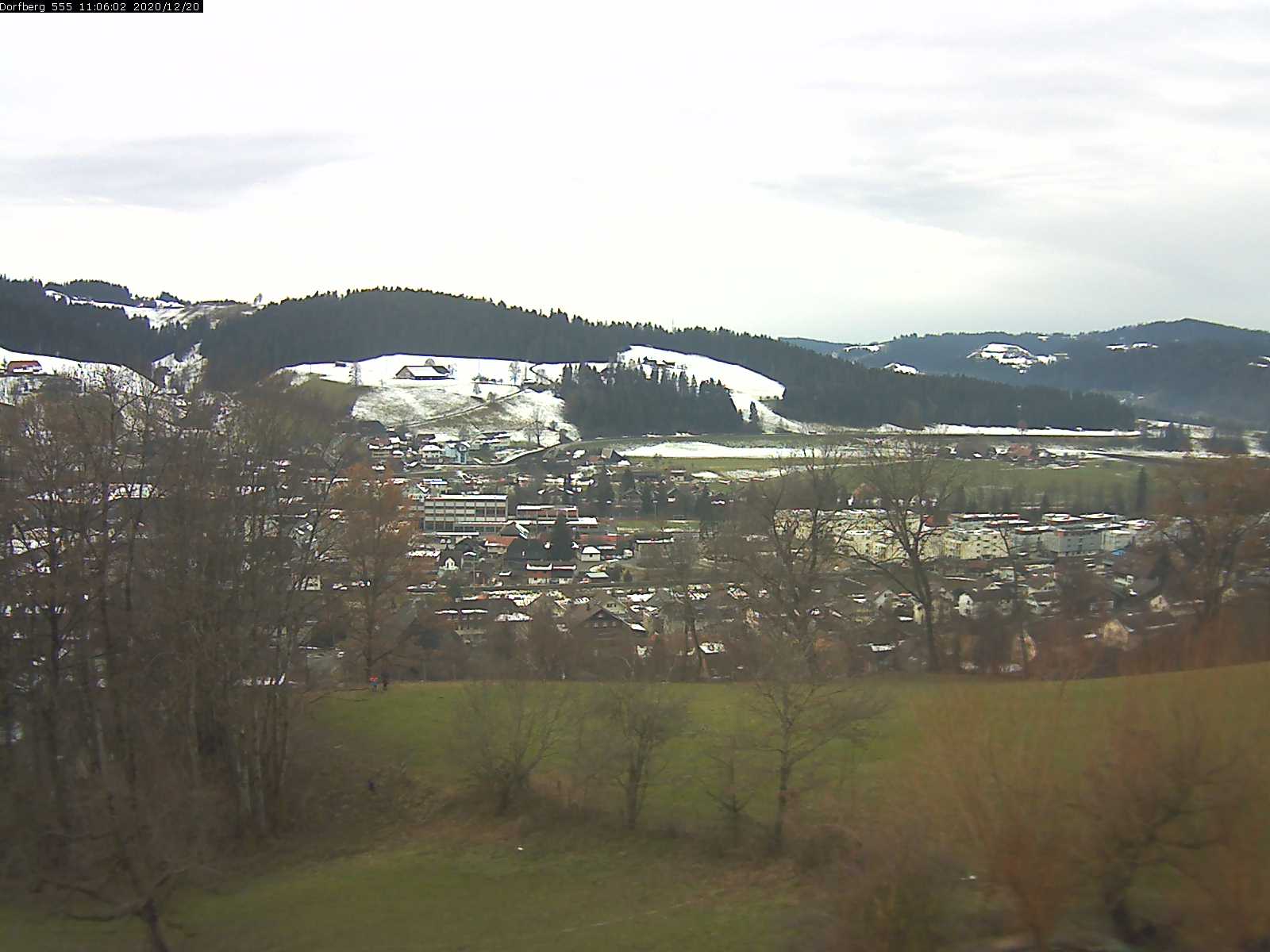 Webcam-Bild: Aussicht vom Dorfberg in Langnau 20201220-110601