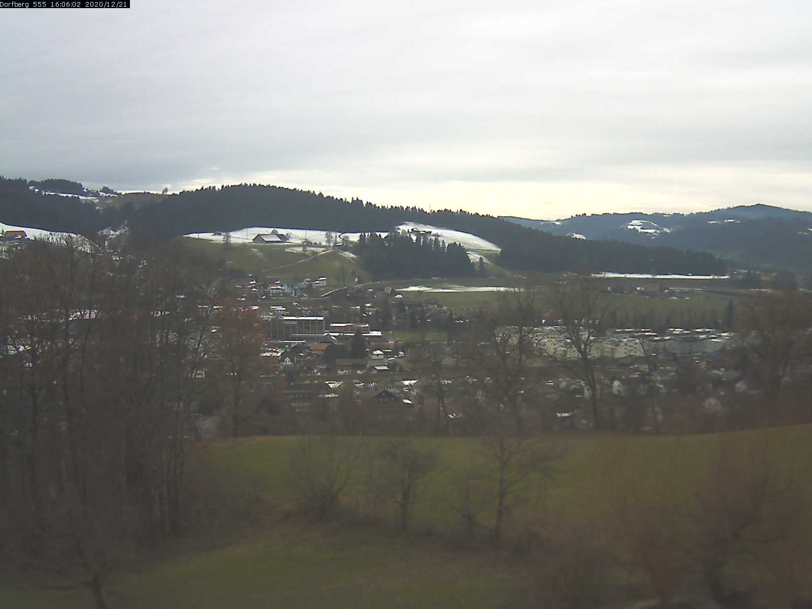 Webcam-Bild: Aussicht vom Dorfberg in Langnau 20201221-160601