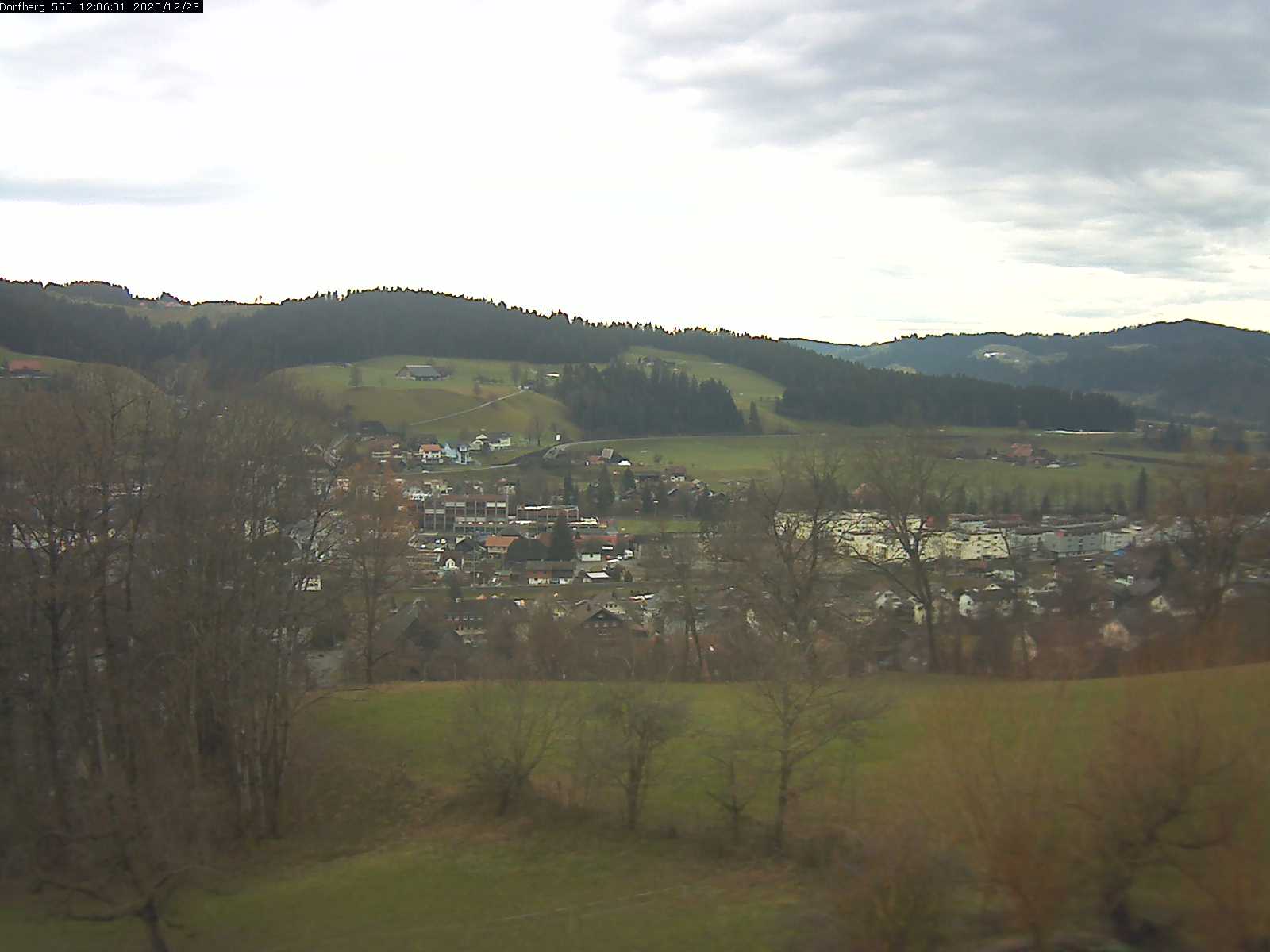 Webcam-Bild: Aussicht vom Dorfberg in Langnau 20201223-120601