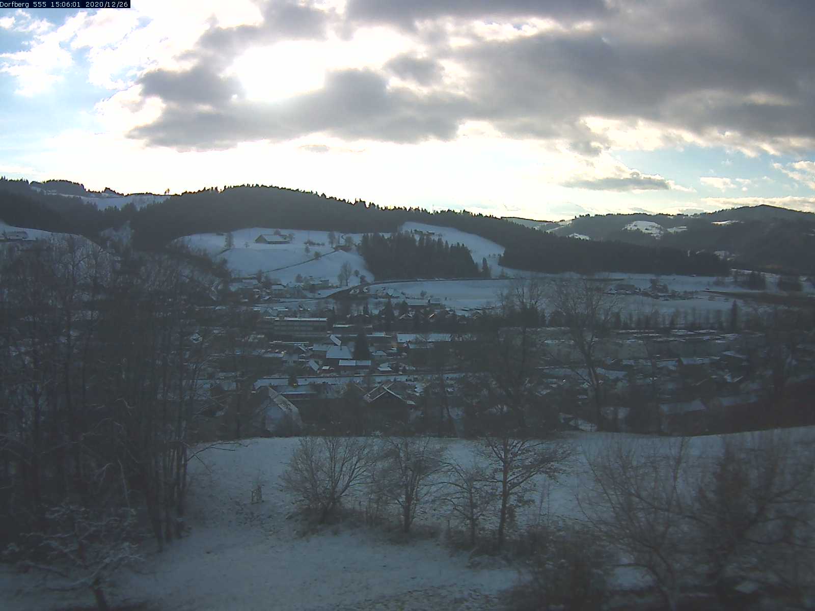 Webcam-Bild: Aussicht vom Dorfberg in Langnau 20201226-150601