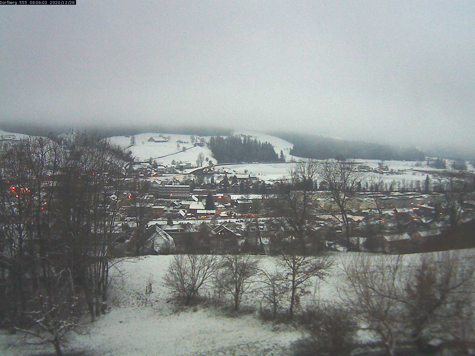 Webcam-Bild: Aussicht vom Dorfberg in Langnau 20201228-080601