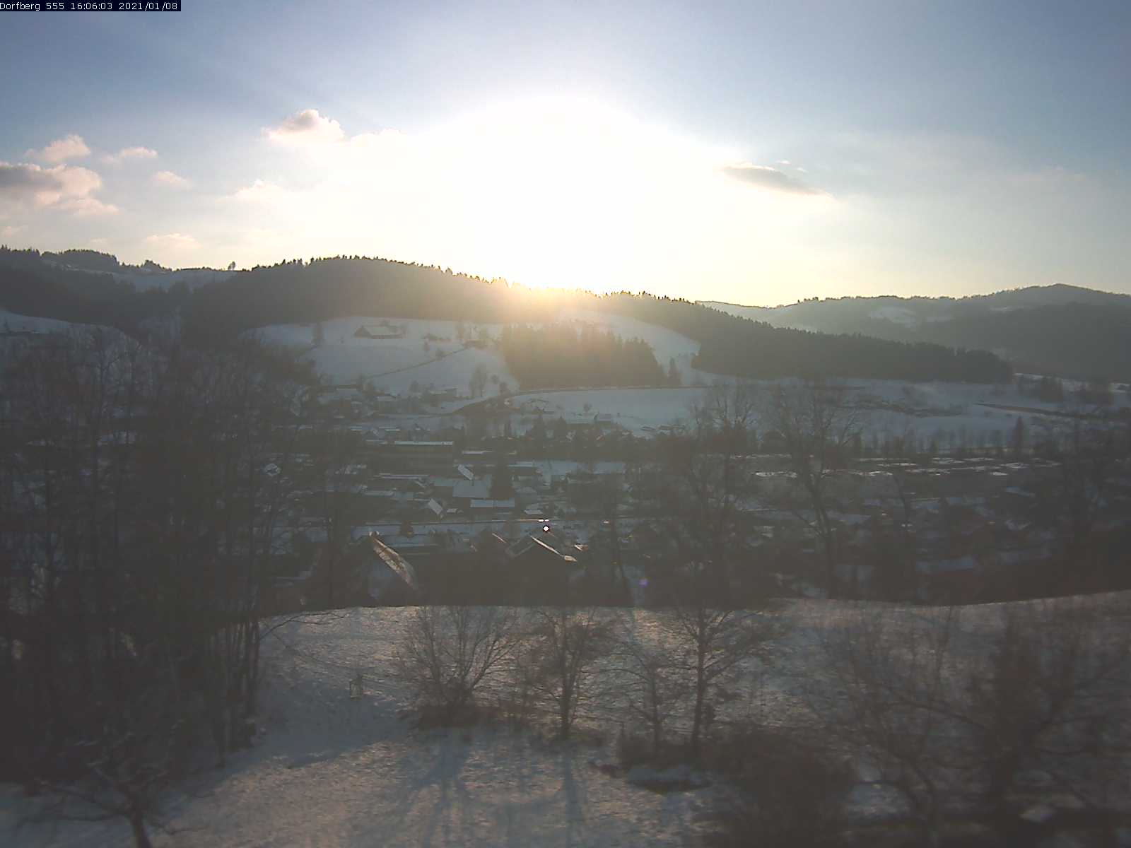 Webcam-Bild: Aussicht vom Dorfberg in Langnau 20210108-160601