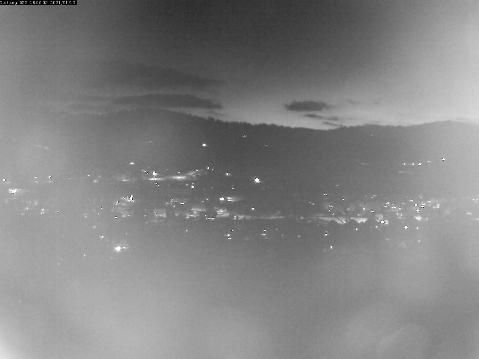 Webcam-Bild: Aussicht vom Dorfberg in Langnau 20210110-180601